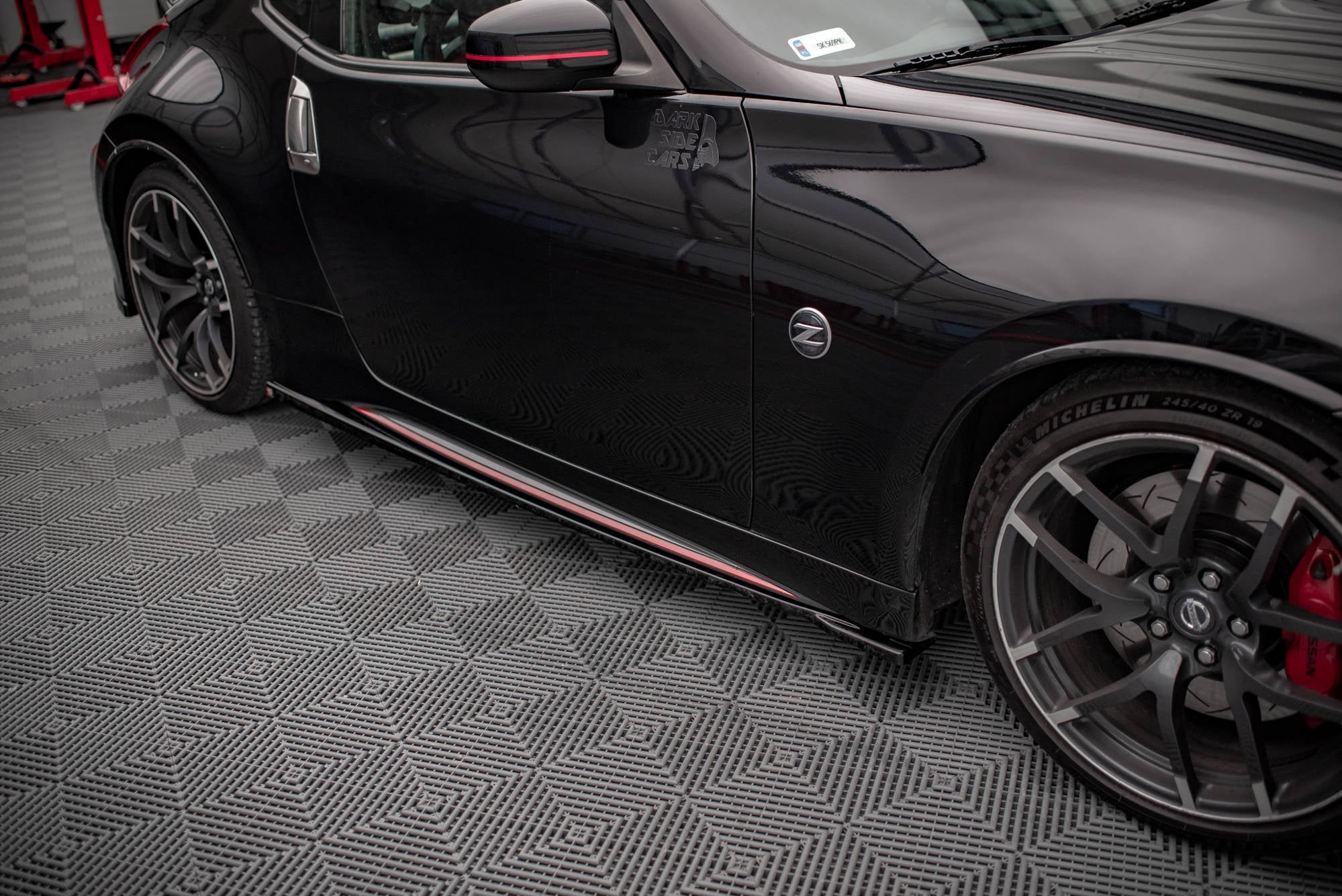 Praguri Nissan 370Z Nismo Facelift 2014-2020 v1 - Maxton Design