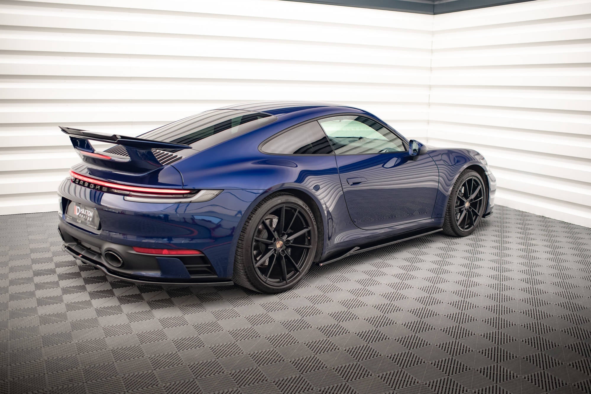 Praguri Porsche 911 Carrera Aero 992 2019- v2 - Maxton Design