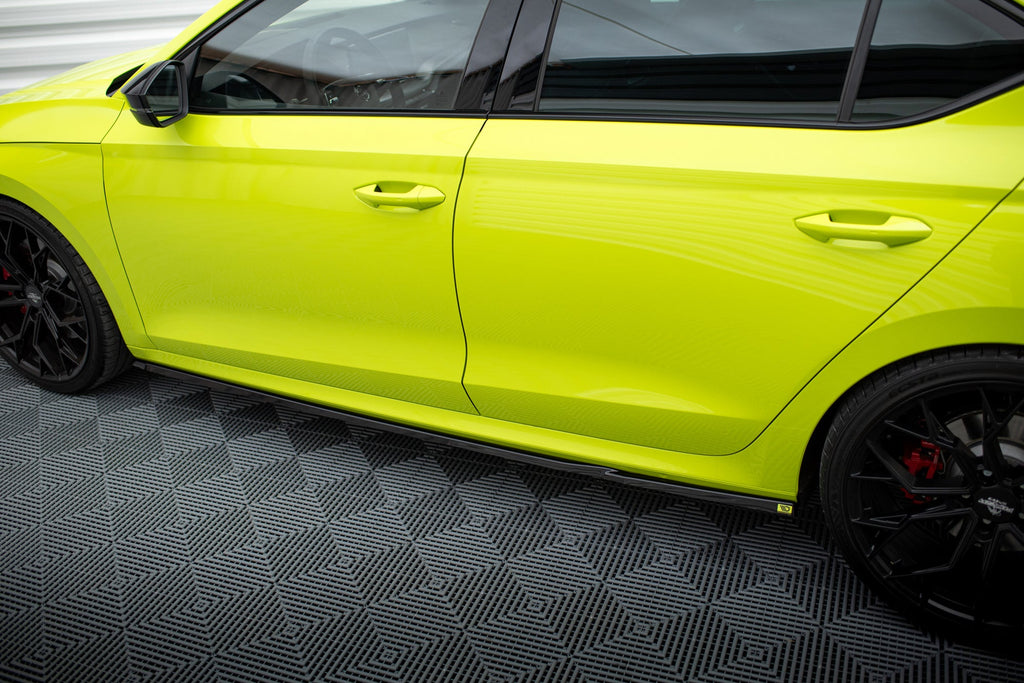 Praguri Skoda Octavia RS Mk4 2020- v8 - Maxton Design