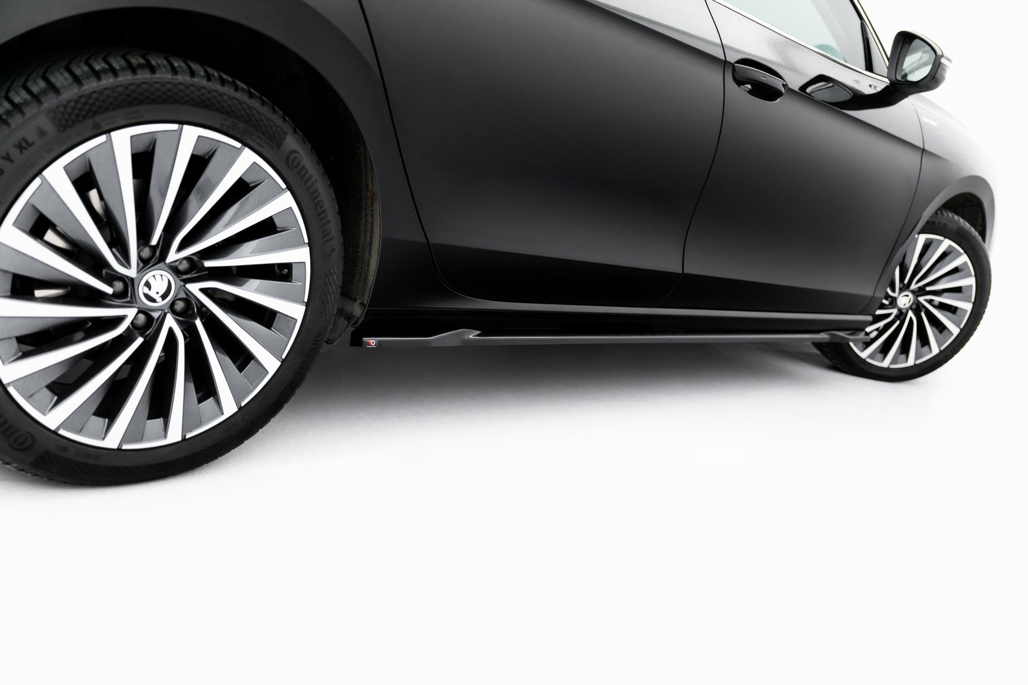Praguri Skoda Superb Mk4 2024- v1 - Maxton Design