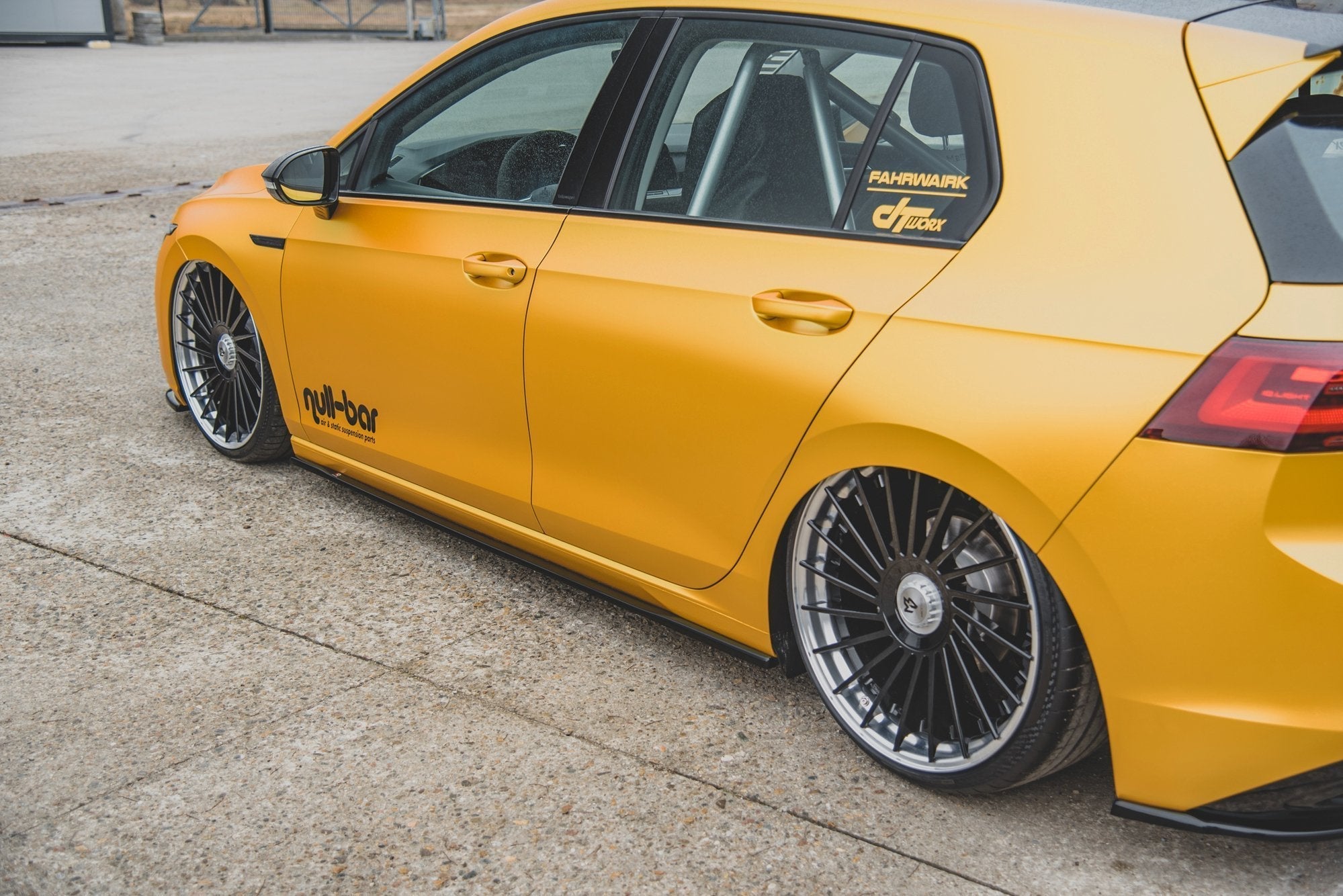 Praguri Volkswagen Golf 8 2019- v2 - Maxton Design