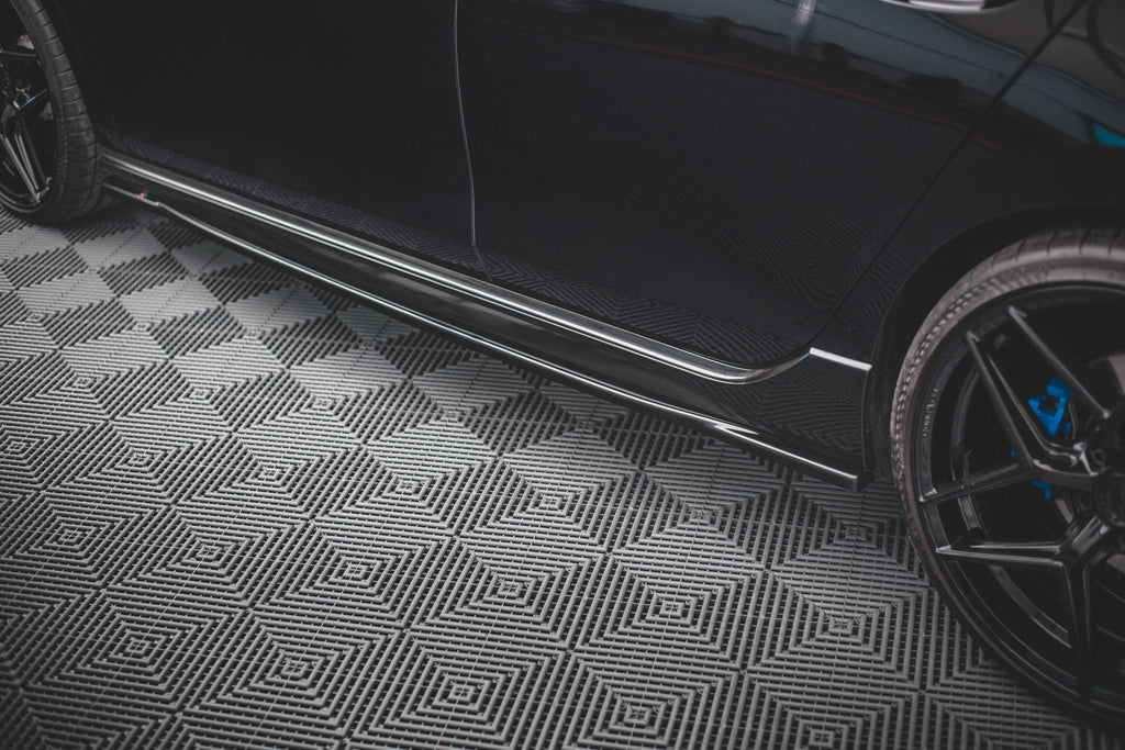 Praguri Volkswagen Golf R 8 2020- v9 - Maxton Design