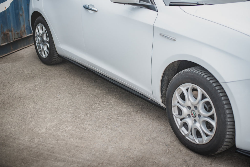 Praguri Alfa Romeo Giulietta Facelift 2016-2020 v2 - Maxton Design