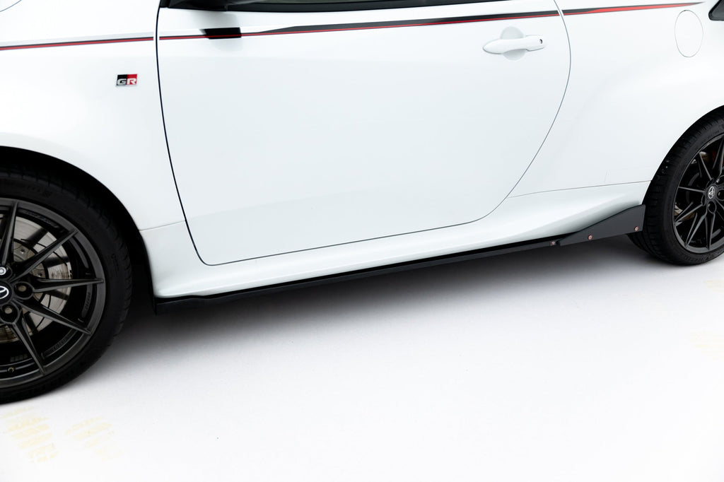 Praguri si flapsuri Toyota GR Yaris Mk4 2020- v2 - Maxton Design