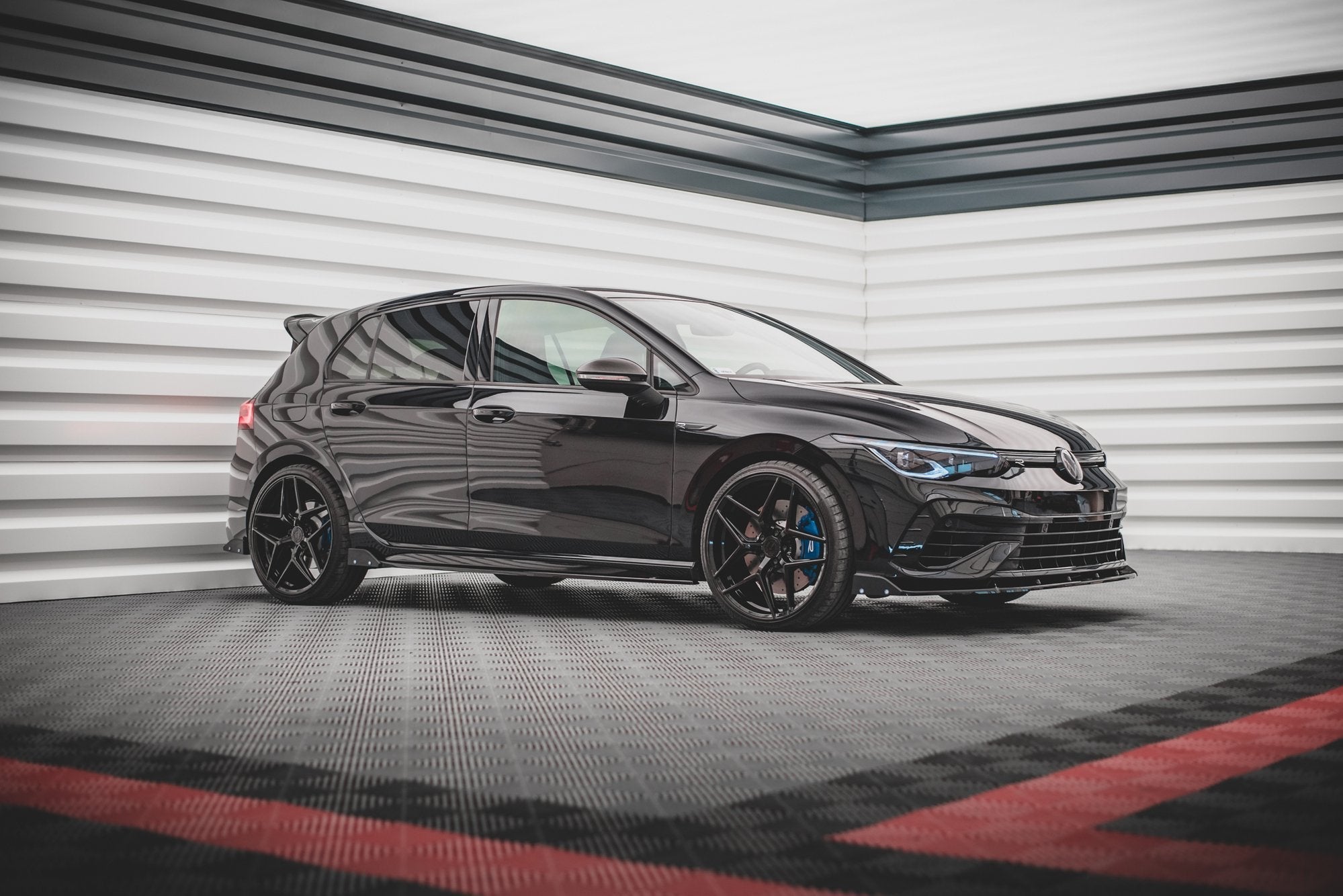 Praguri si flapsuri Volkswagen Golf R Mk8 2020- v11 - Maxton Design