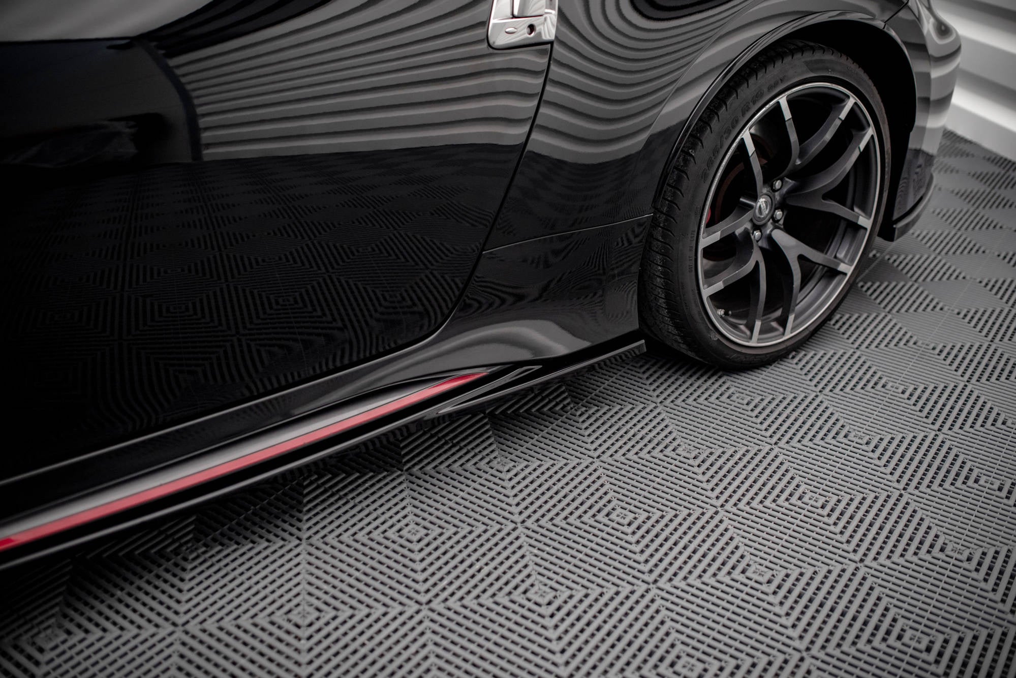 Praguri Nissan 370Z Nismo Facelift 2014-2020 v2 - Maxton Design