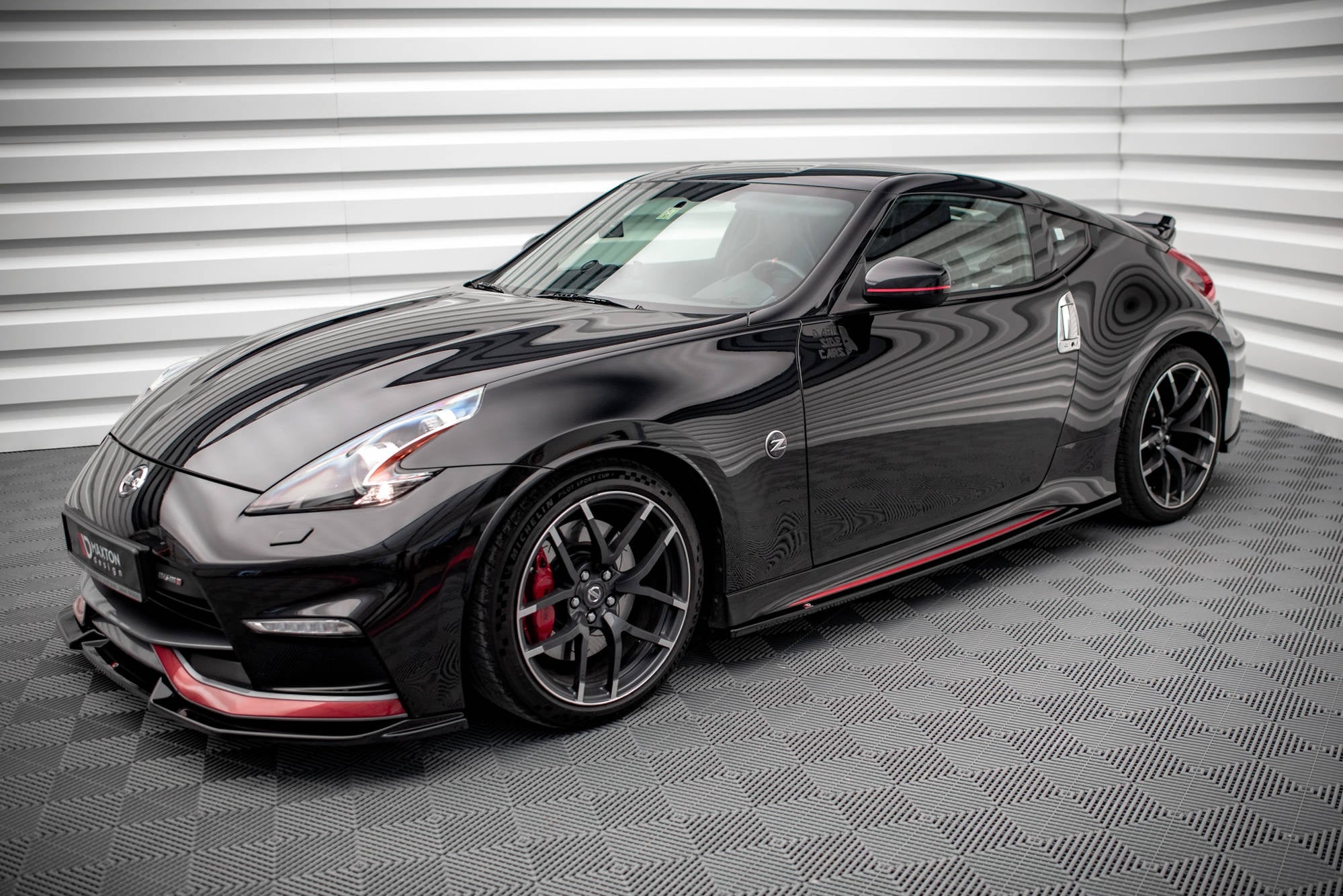 Praguri Nissan 370Z Nismo Facelift 2014-2020 v2 - Maxton Design