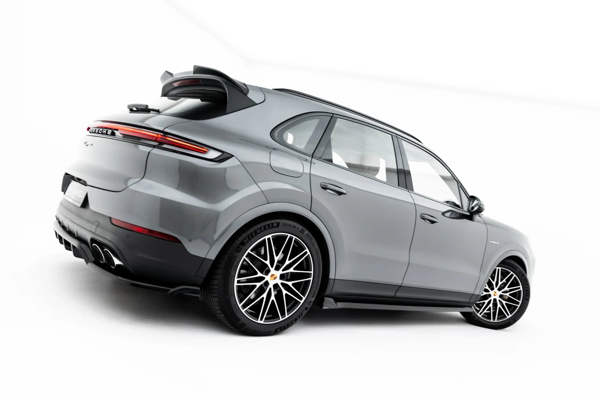 Praguri laterale difuzor praguri V.2 Porsche Cayenne SUV / Coupe Mk3 Facelift - Maxton Design