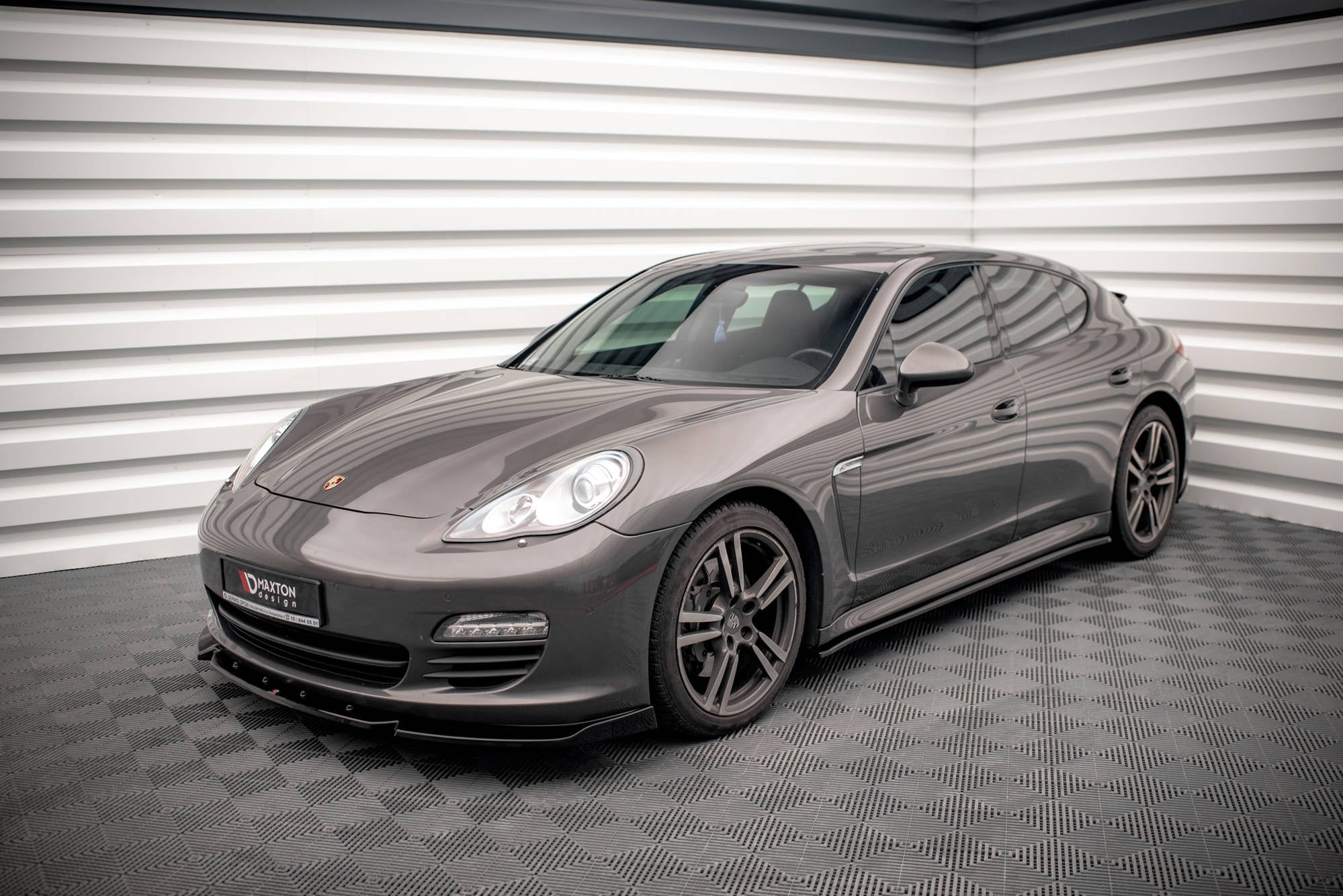 Praguri Porsche Panamera / Panamera Diesel / Panamera Turbo 970 2009-2013 v4 - Maxton Design