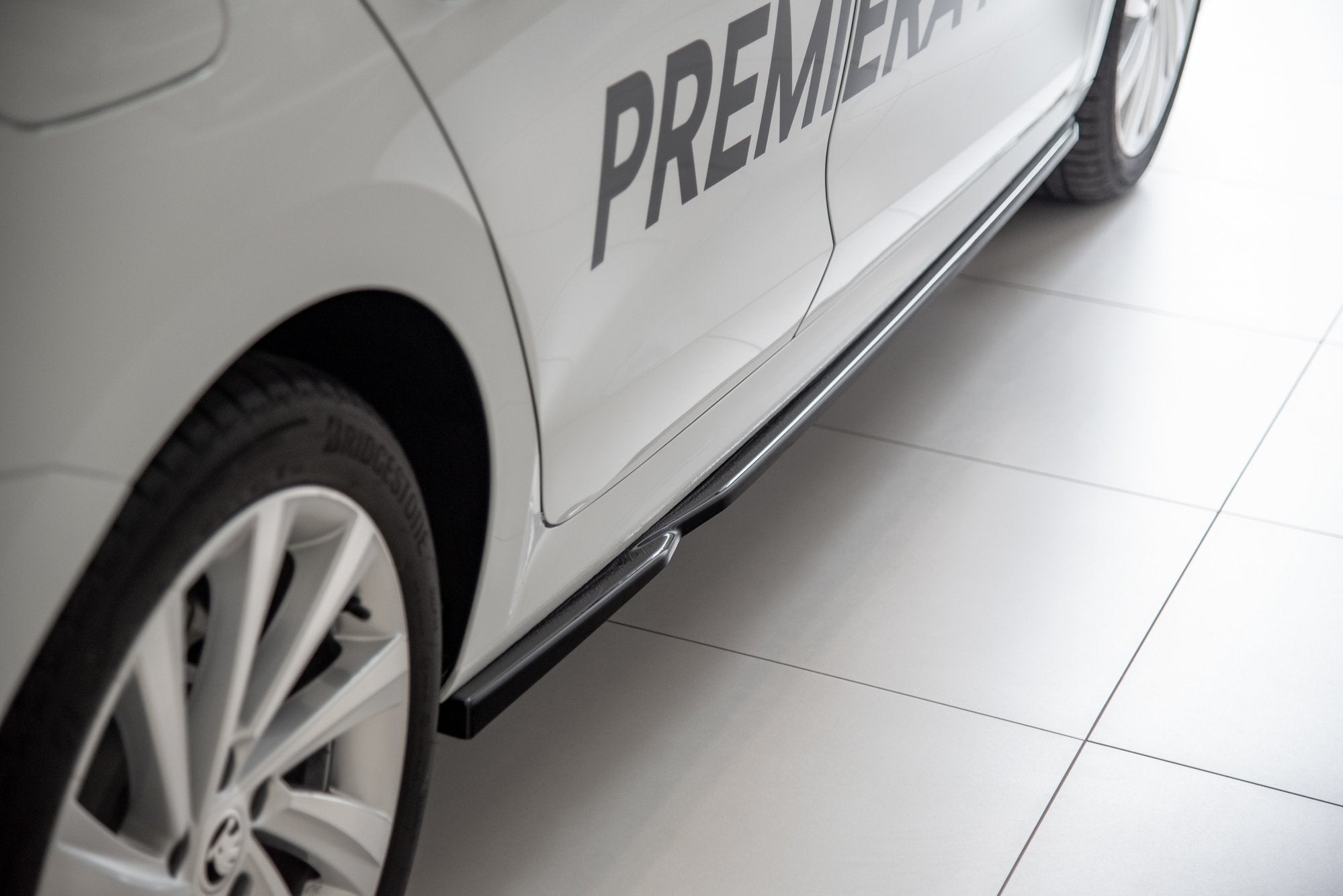 Praguri Skoda Octavia Mk4 2019- v2 - Maxton Design