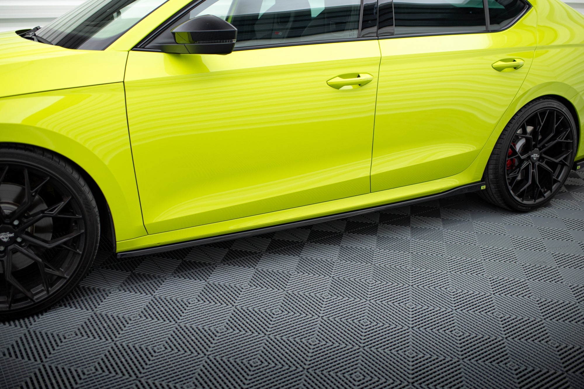 Praguri Skoda Octavia RS Mk4 2020- v10 - Maxton Design