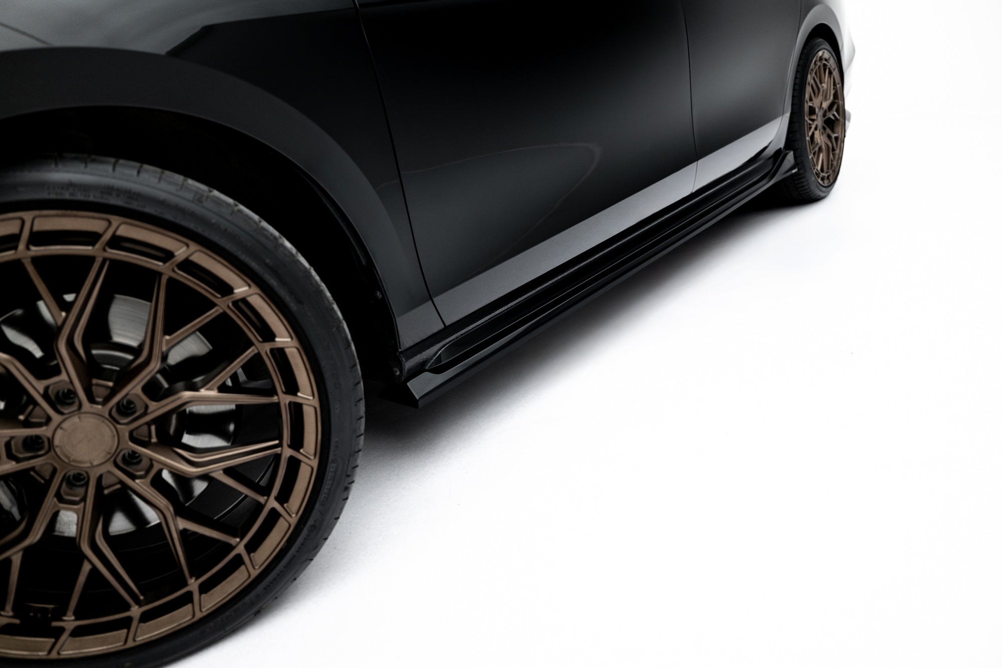 Praguri Skoda Superb Sportline Mk4 2024- v4 - Maxton Design