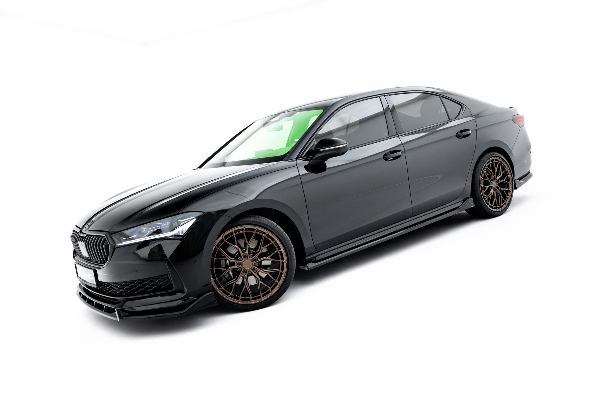 Praguri Skoda Superb Sportline Mk4 2024- v4 - Maxton Design