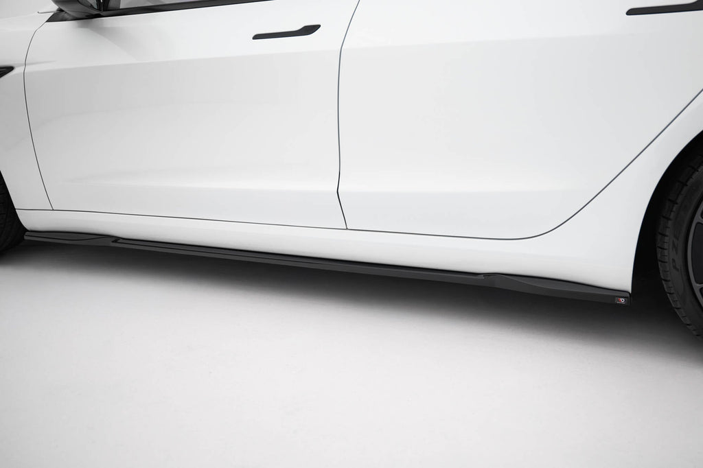 Praguri Tesla Model 3 Project Highland Facelift 2023- v4 - Maxton Design