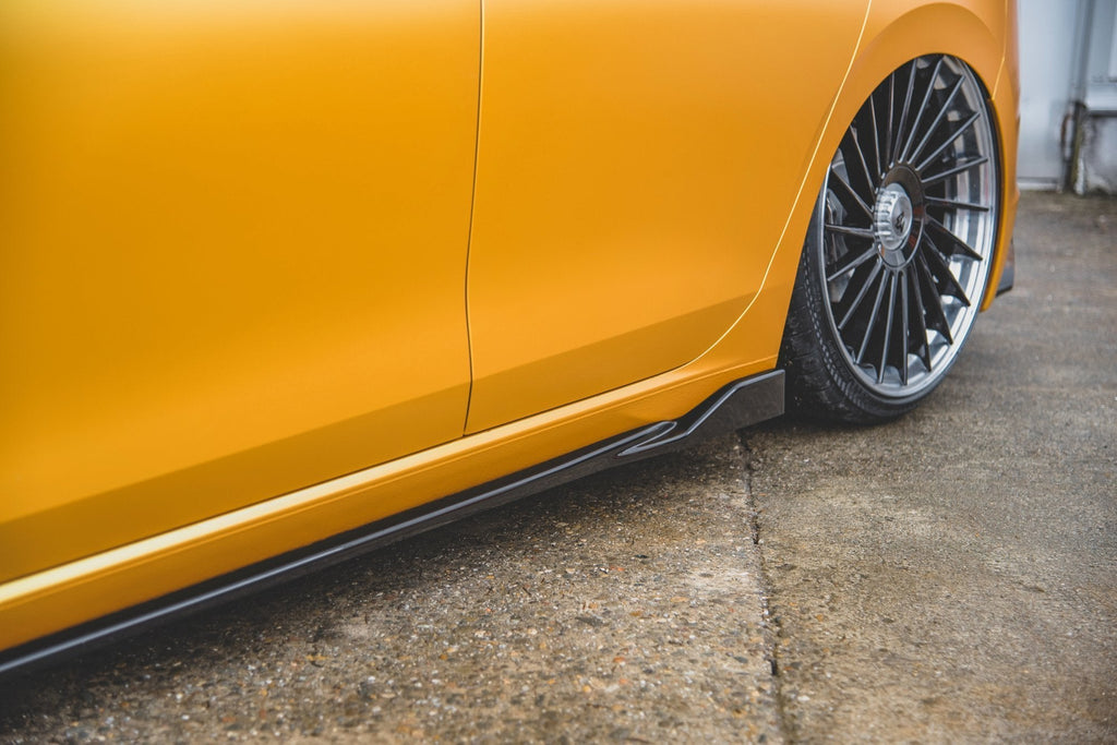 Praguri Volkswagen Golf 8 2019- v1 - Maxton Design