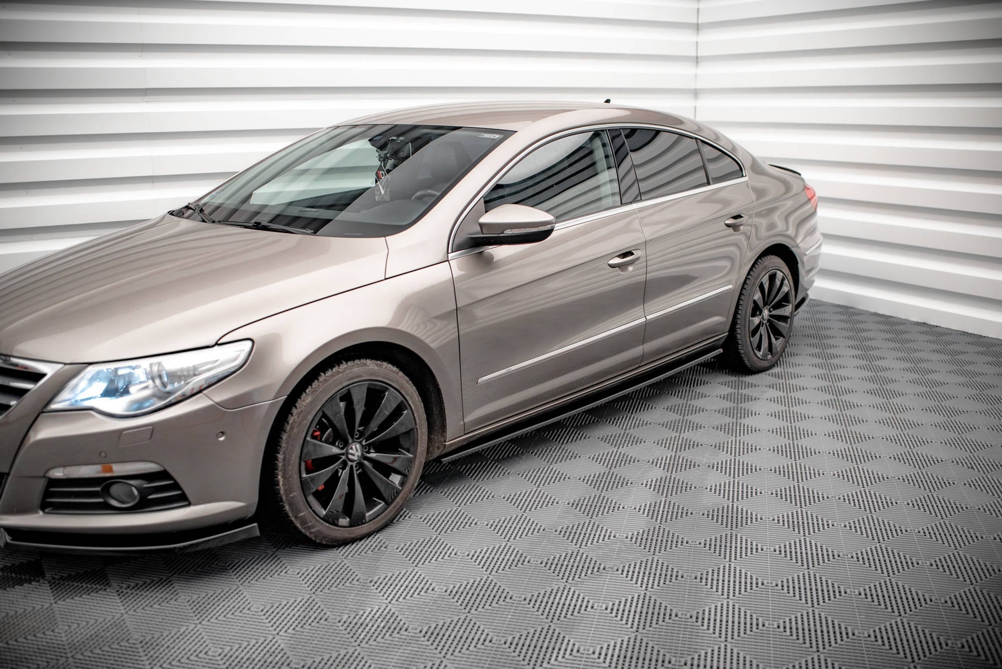 Praguri Volkswagen Passat CC 2008-2012 v3 - Maxton Design