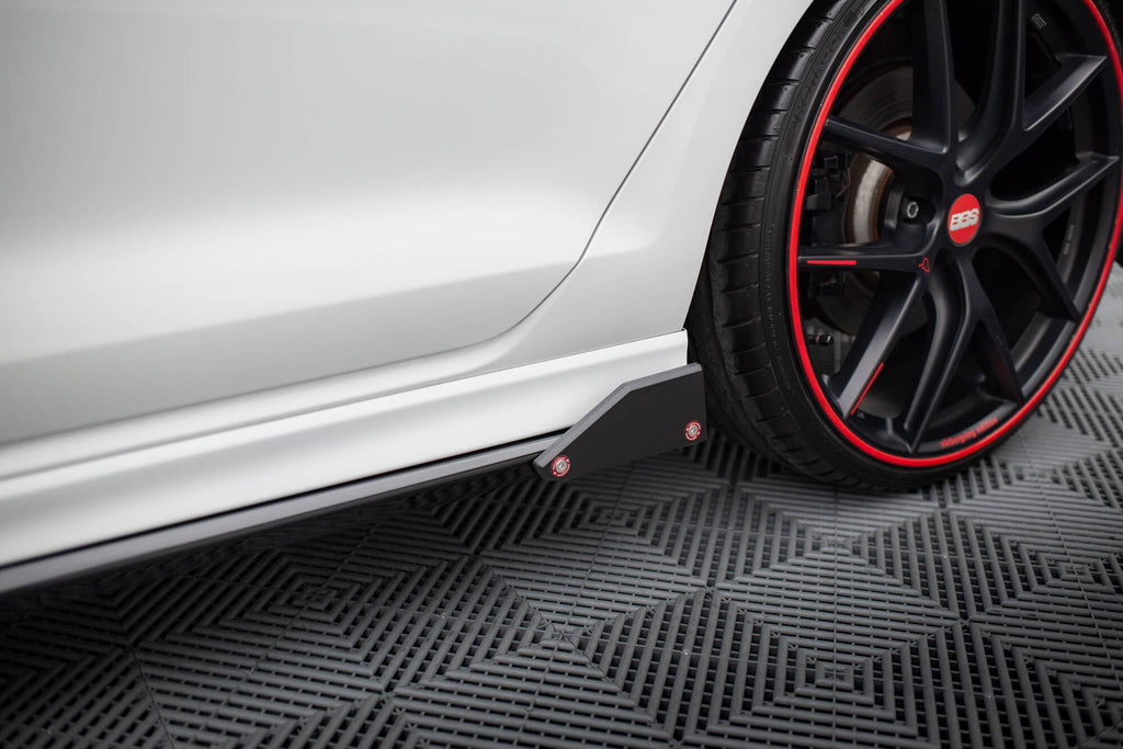 Praguri Volkswagen Golf R Mk7 2013-2016 v19 - Maxton Design