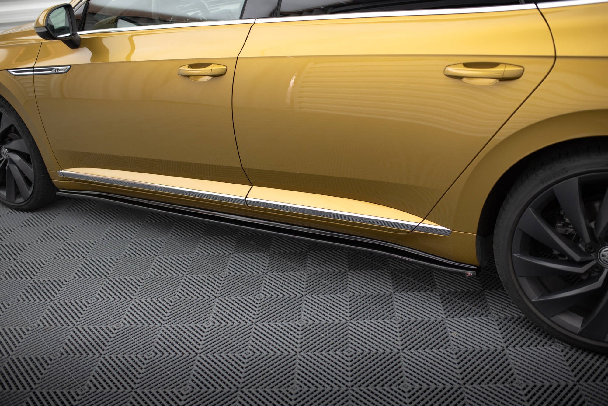 Praguri Volkswagen Arteon 2017- v1 - Maxton Design