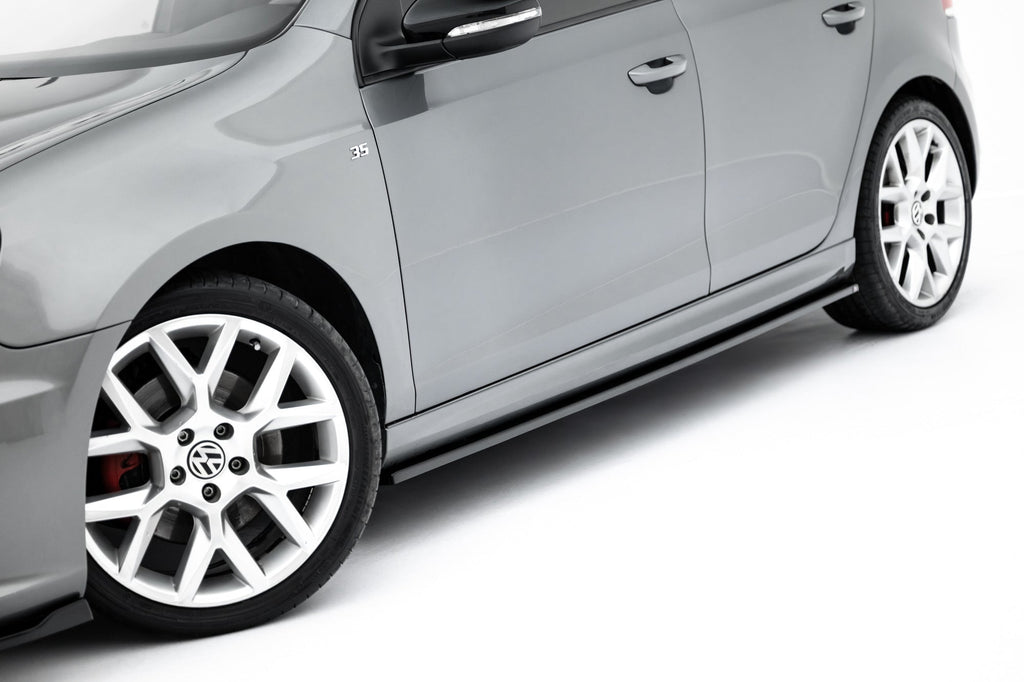 Praguri Volkswagen Golf 6 GTI 35TH R20 2008-2012 v4 - Maxton Design