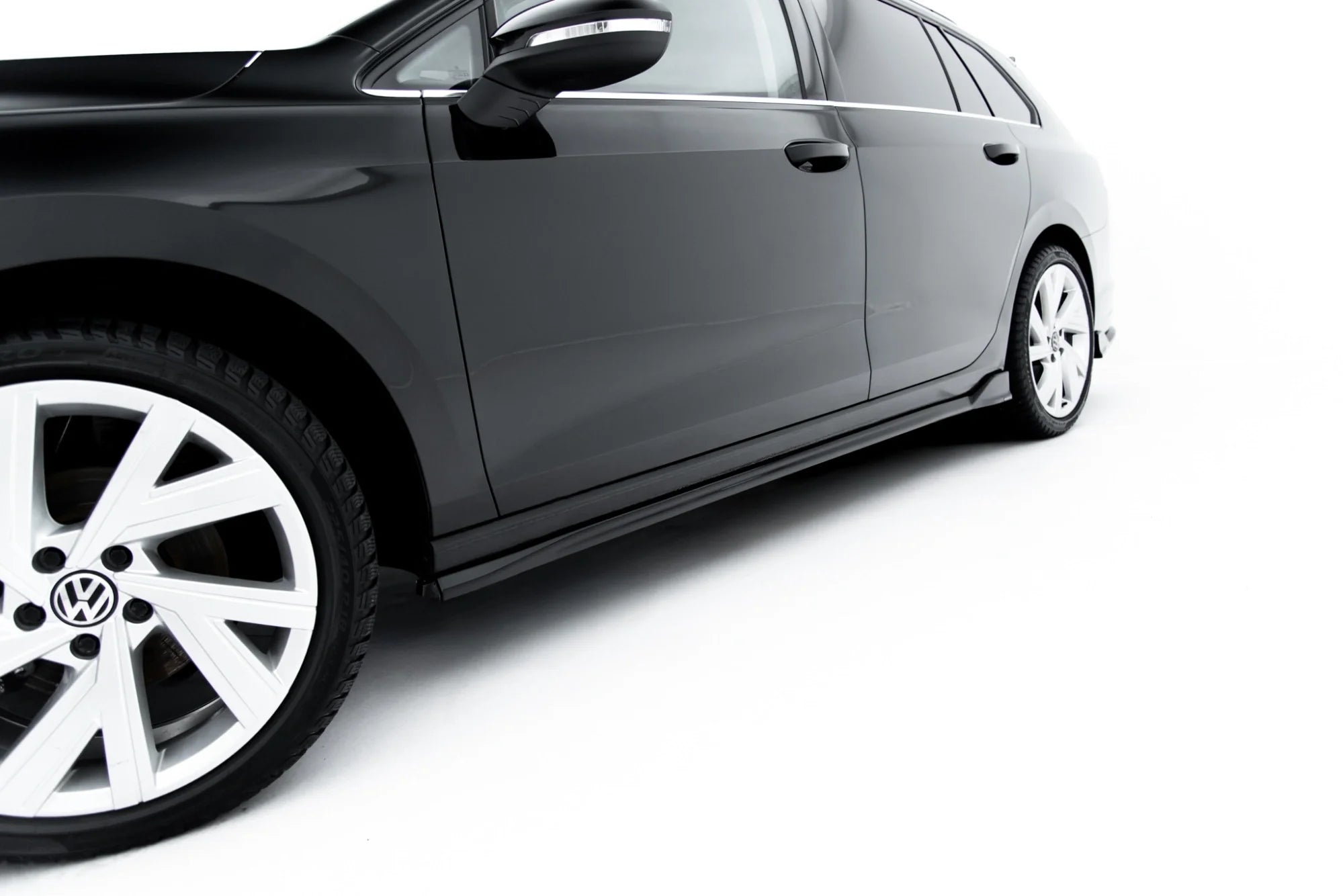 Praguri laterale Volkswagen Golf Variant Mk8 Facelift - Maxton Design