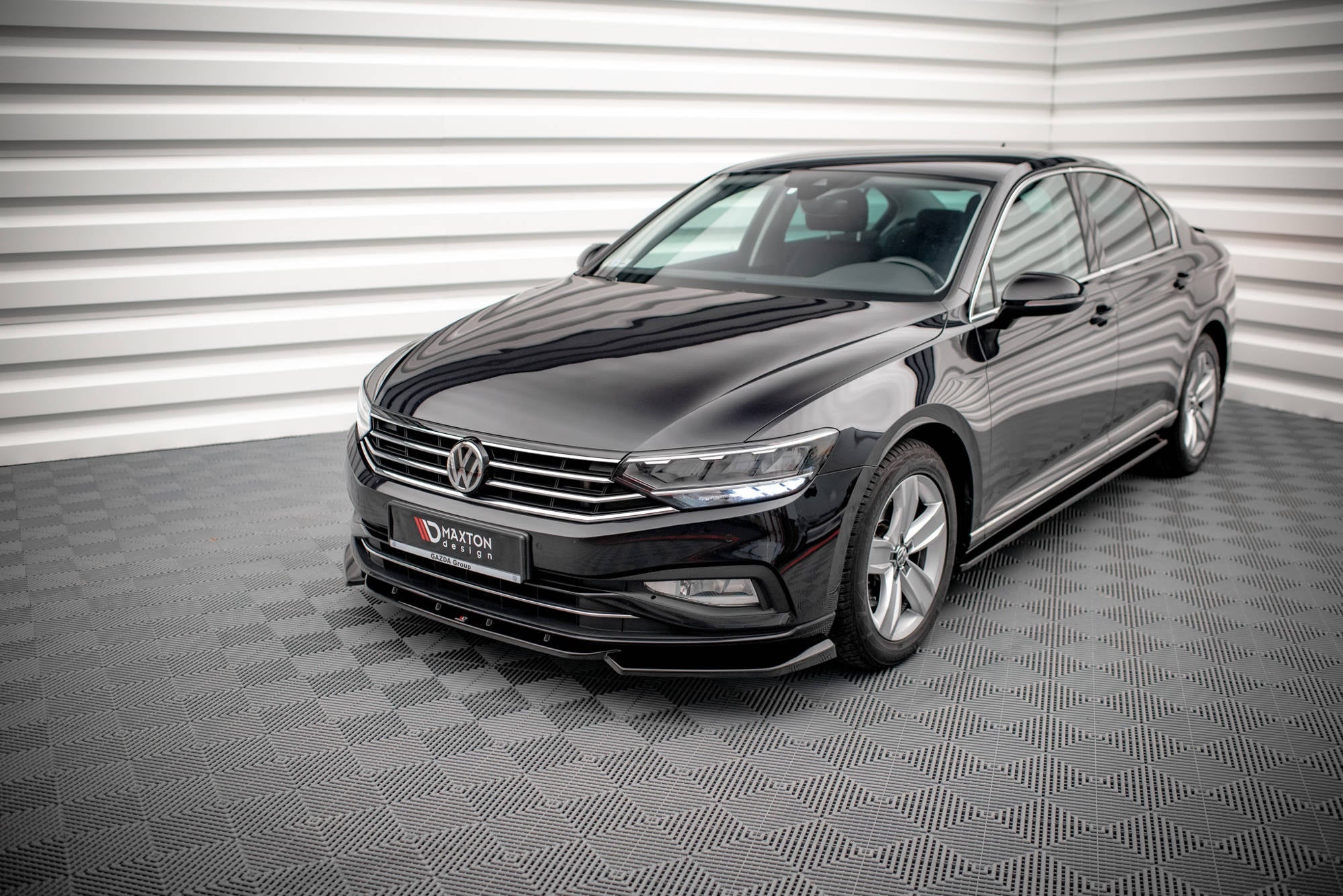 Praguri Volkswagen Passat B8 Facelift 2019- v10 - Maxton Design