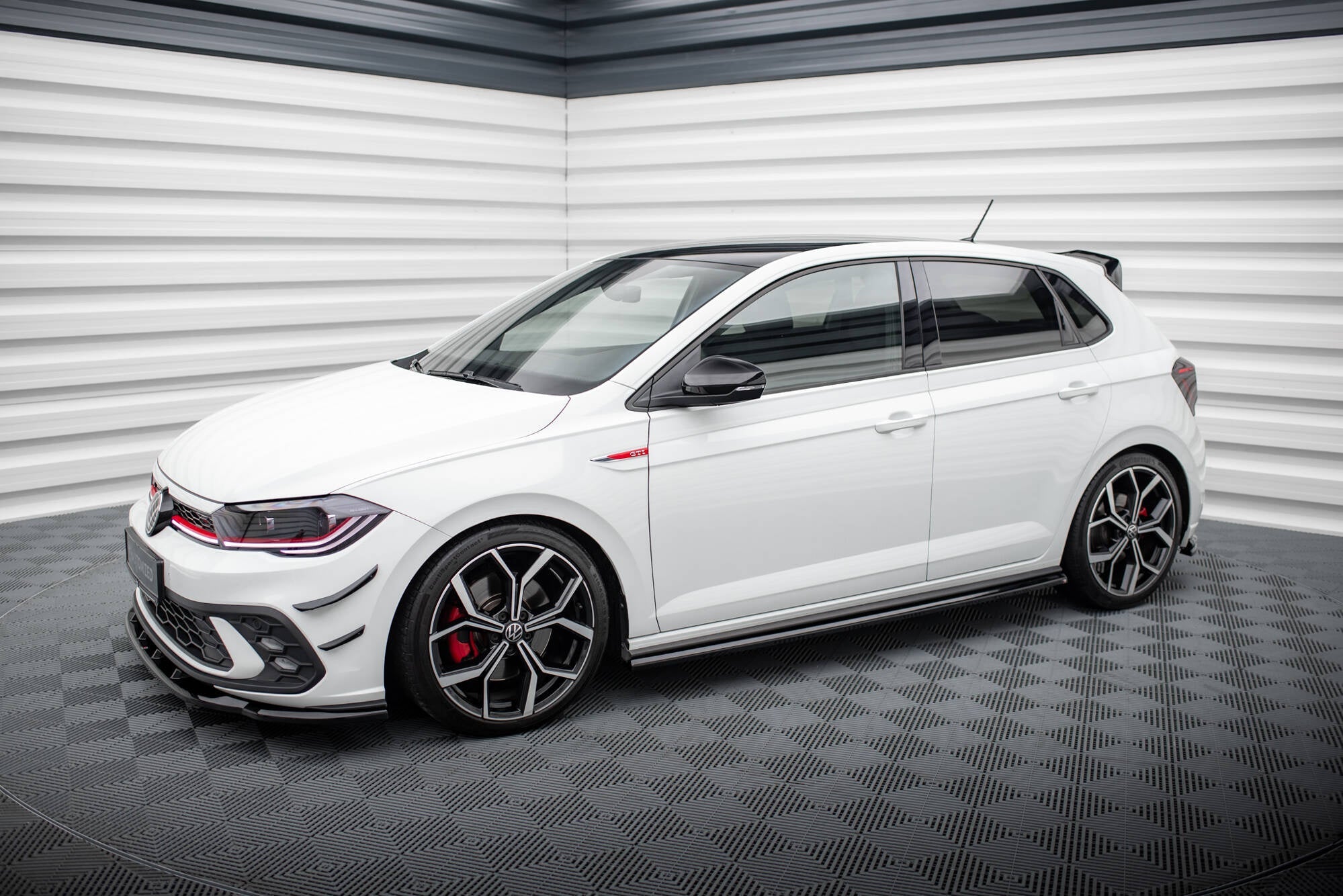 Praguri Volkswagen Polo GTI Mk6 Facelift 2021- v7 - Maxton Design