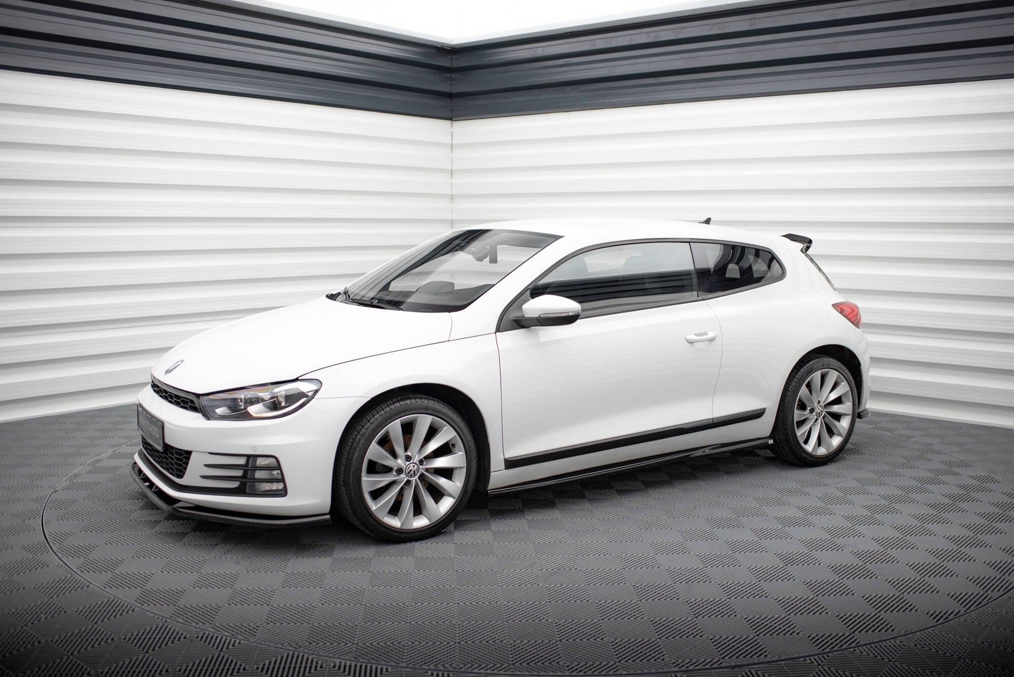 Praguri Volkswagen Scirocco Mk3 Facelift 2014-2017 v8 - Maxton Design