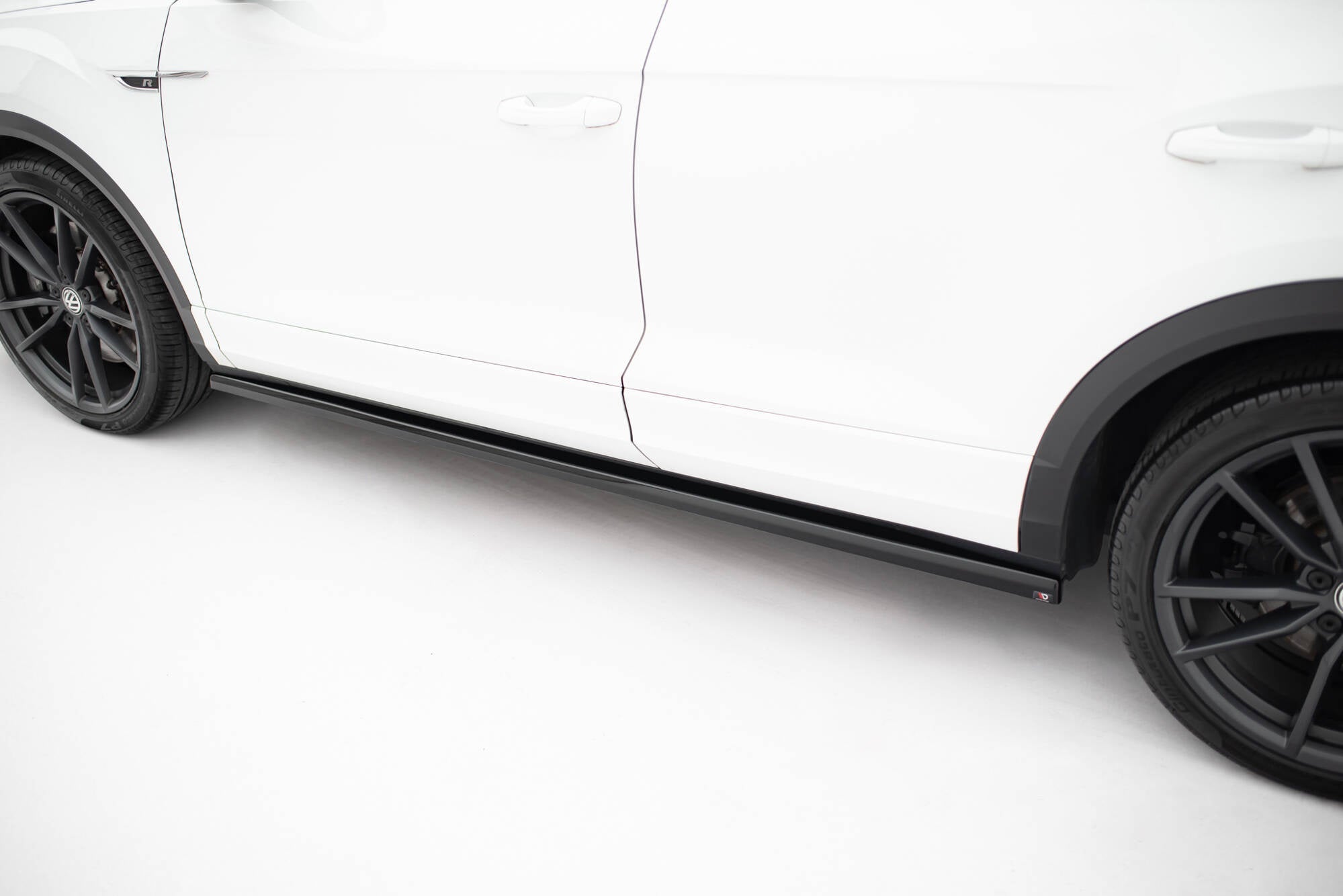 Praguri Volkswagen T-Roc R Mk1 Facelift 2021- v2 - Maxton Design