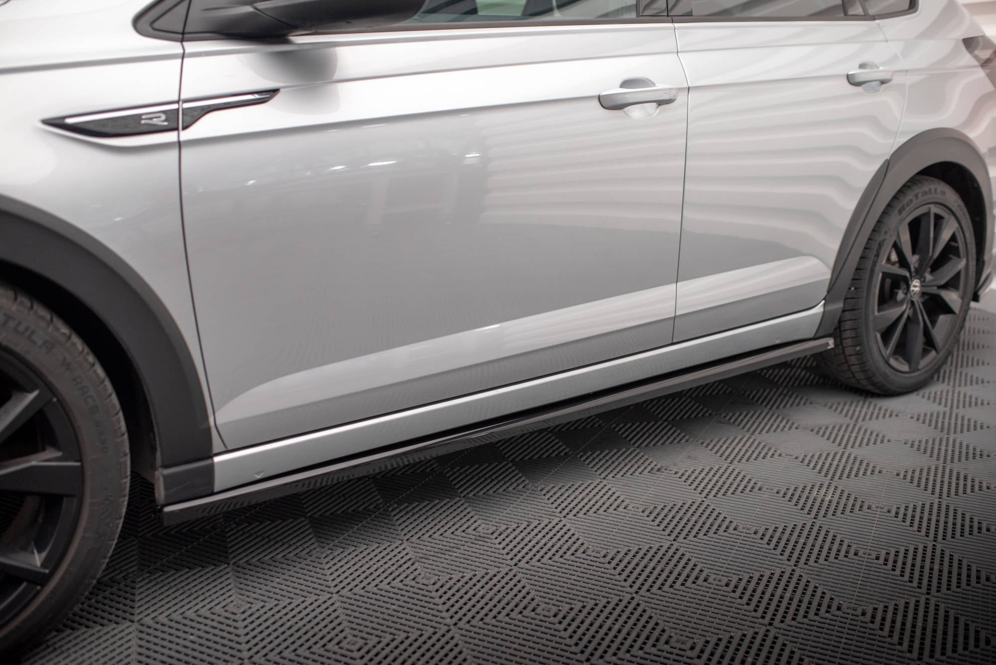 Praguri Volkswagen Taigo R-Line Mk1 2021- v1 - Maxton Design