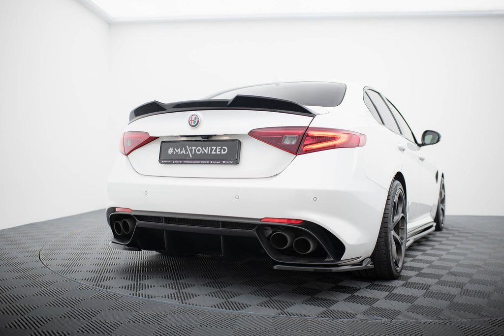 Eleron spoiler cap Alfa Romeo Giulia Quadrifoglio 2016- v1 - Maxton Design