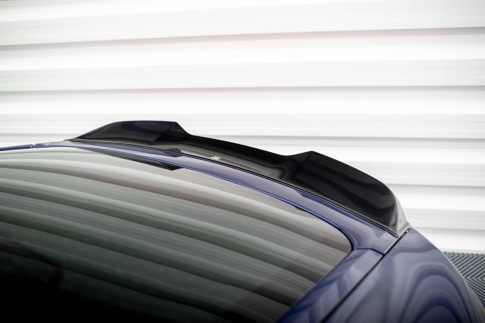 Eleron spoiler cap Porsche Panamera E-Hybrid 971 Facelift 2020- v2 - Maxton Design