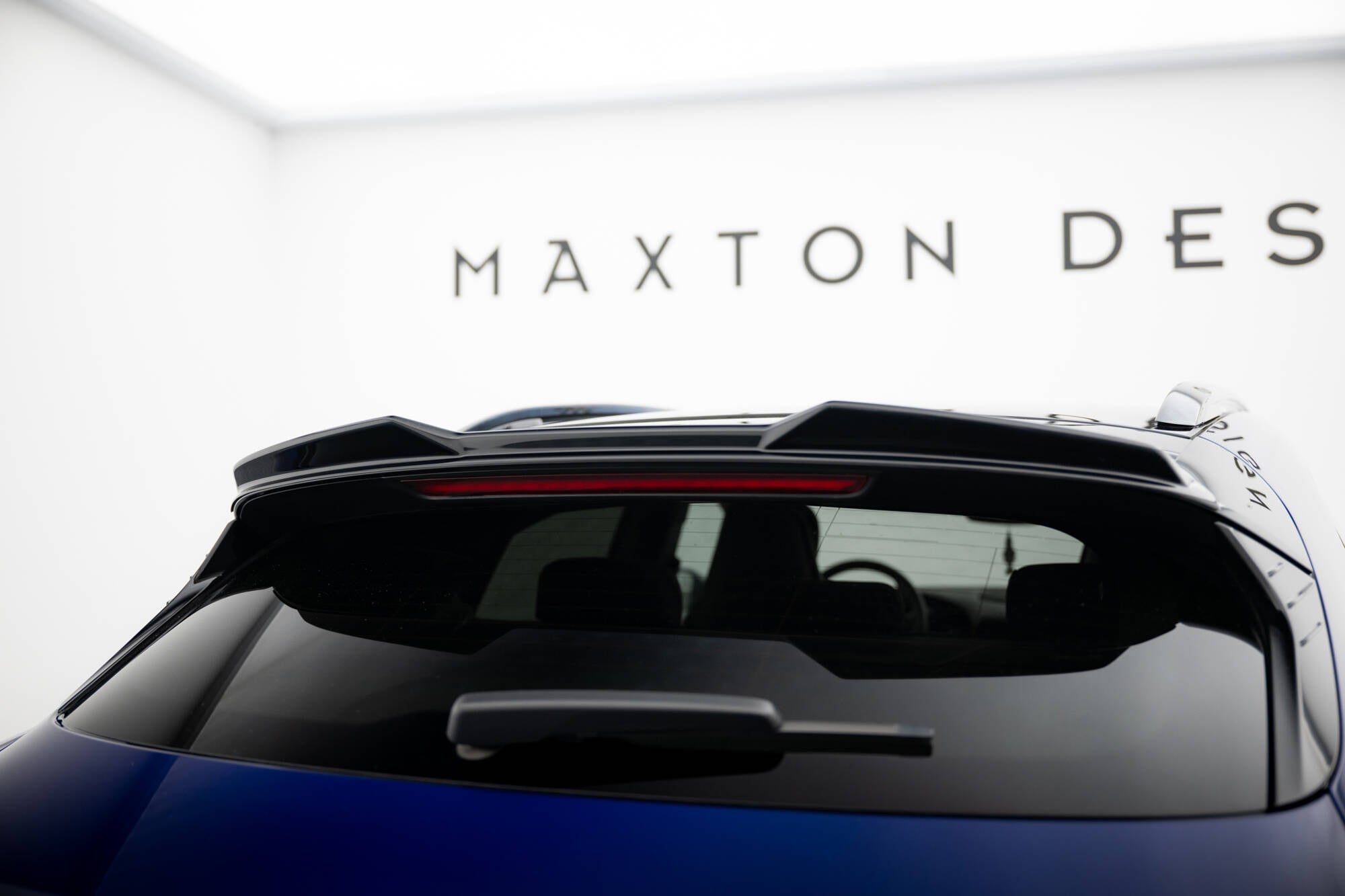 Eleron spoiler cap Porsche Taycan Cross Turismo 4S 2019- v2 - Maxton Design