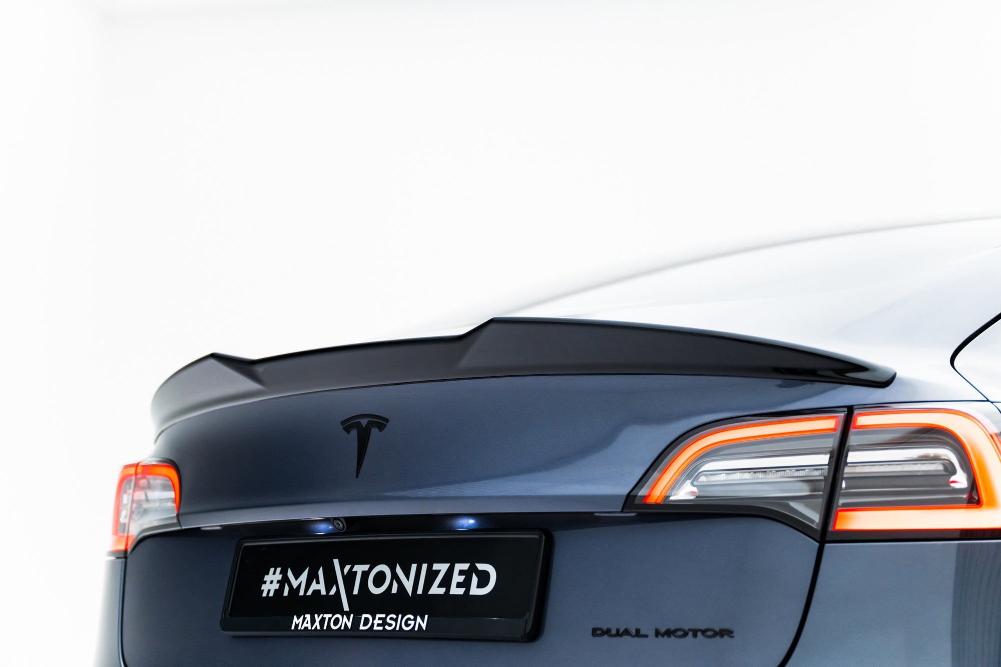 Eleron spoiler cap Tesla Model 3 2017- v4 - Maxton Design