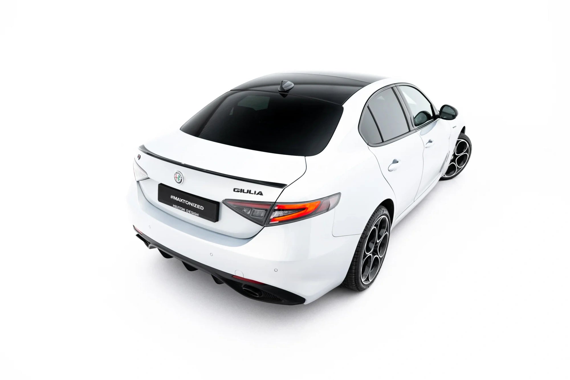 Eleron portbagaj Alfa Romeo Giulia Veloce 2015- v1 - Maxton Design