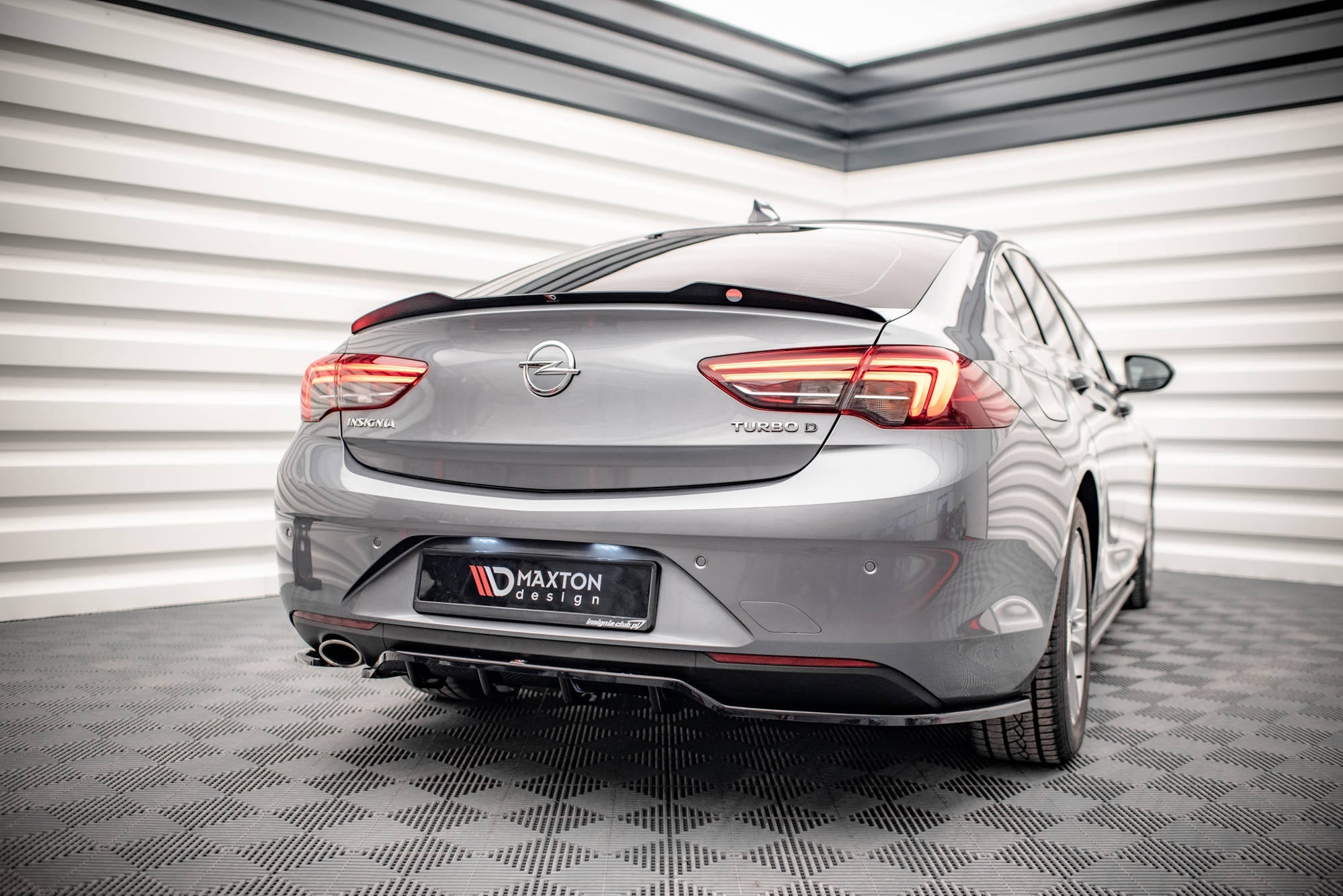 Eleron spoiler cap Opel Insignia Mk2 2017- v1 - Maxton Design