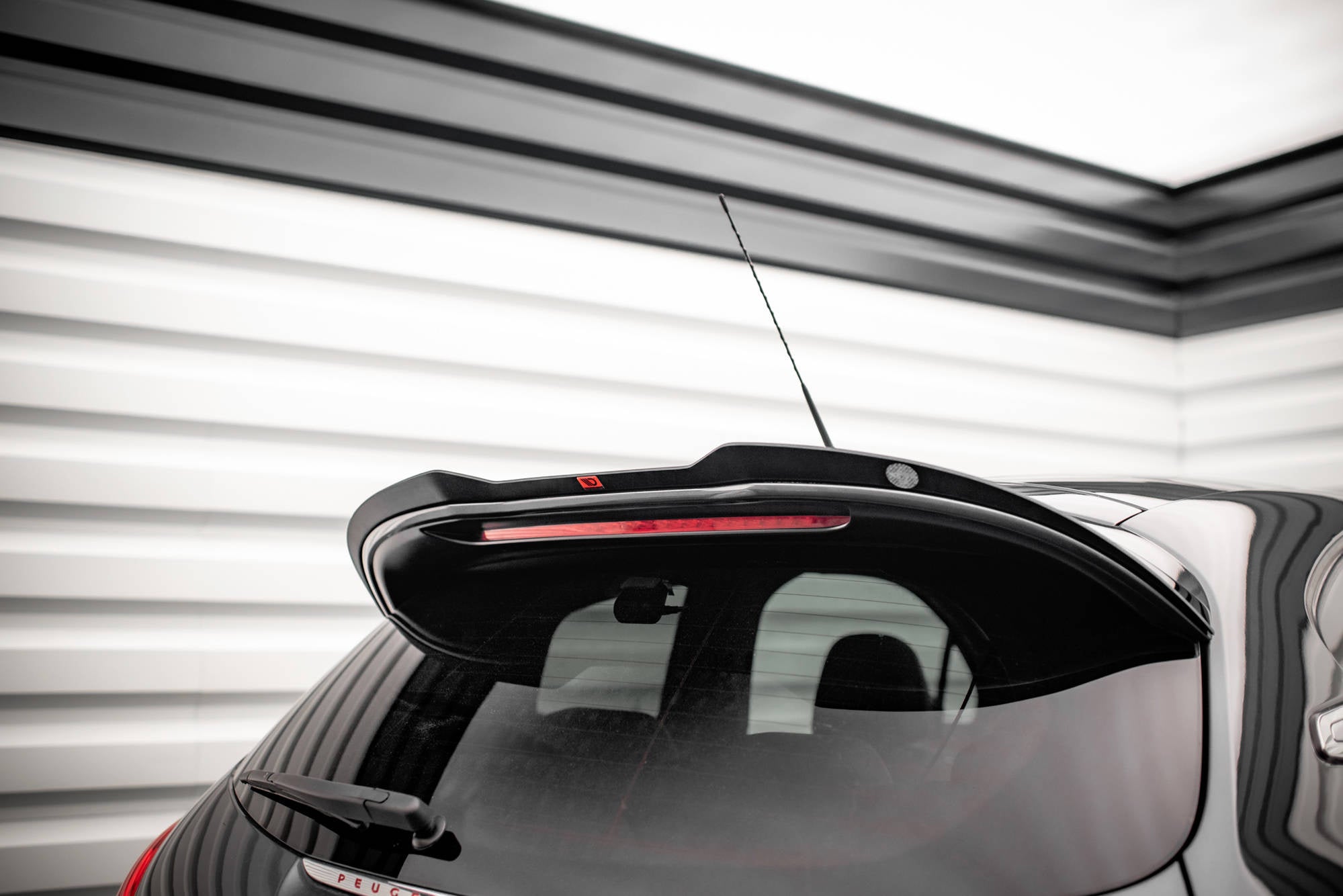 Eleron spoiler cap Peugeot 208 GTi Mk1 2013-2015 v1 - Maxton Design