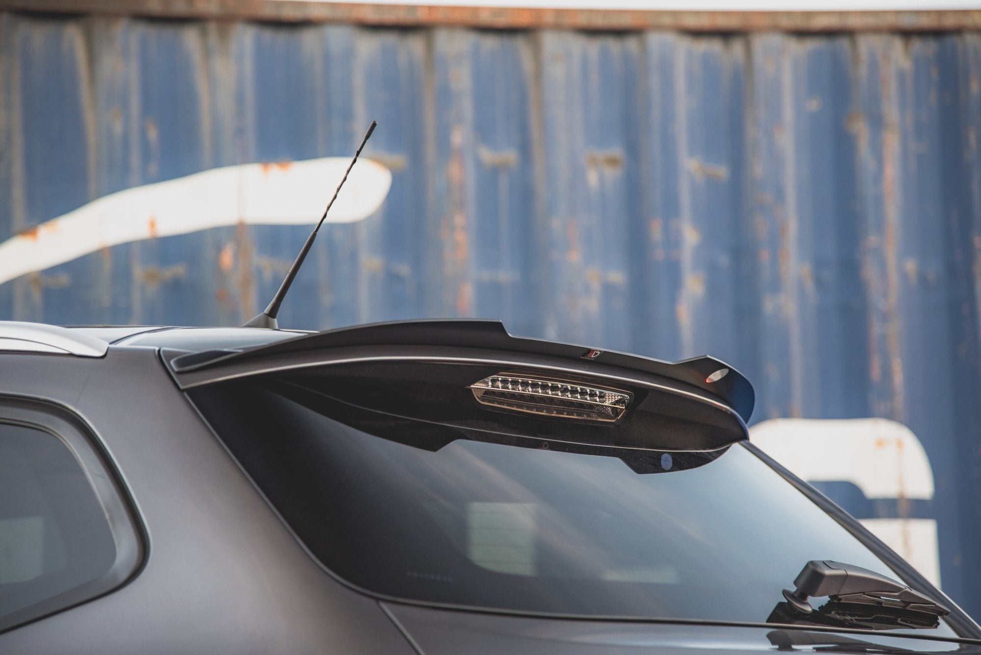 Eleron spoiler cap Peugeot 308 SW Mk2 Facelift 2017- v4 - Maxton Design