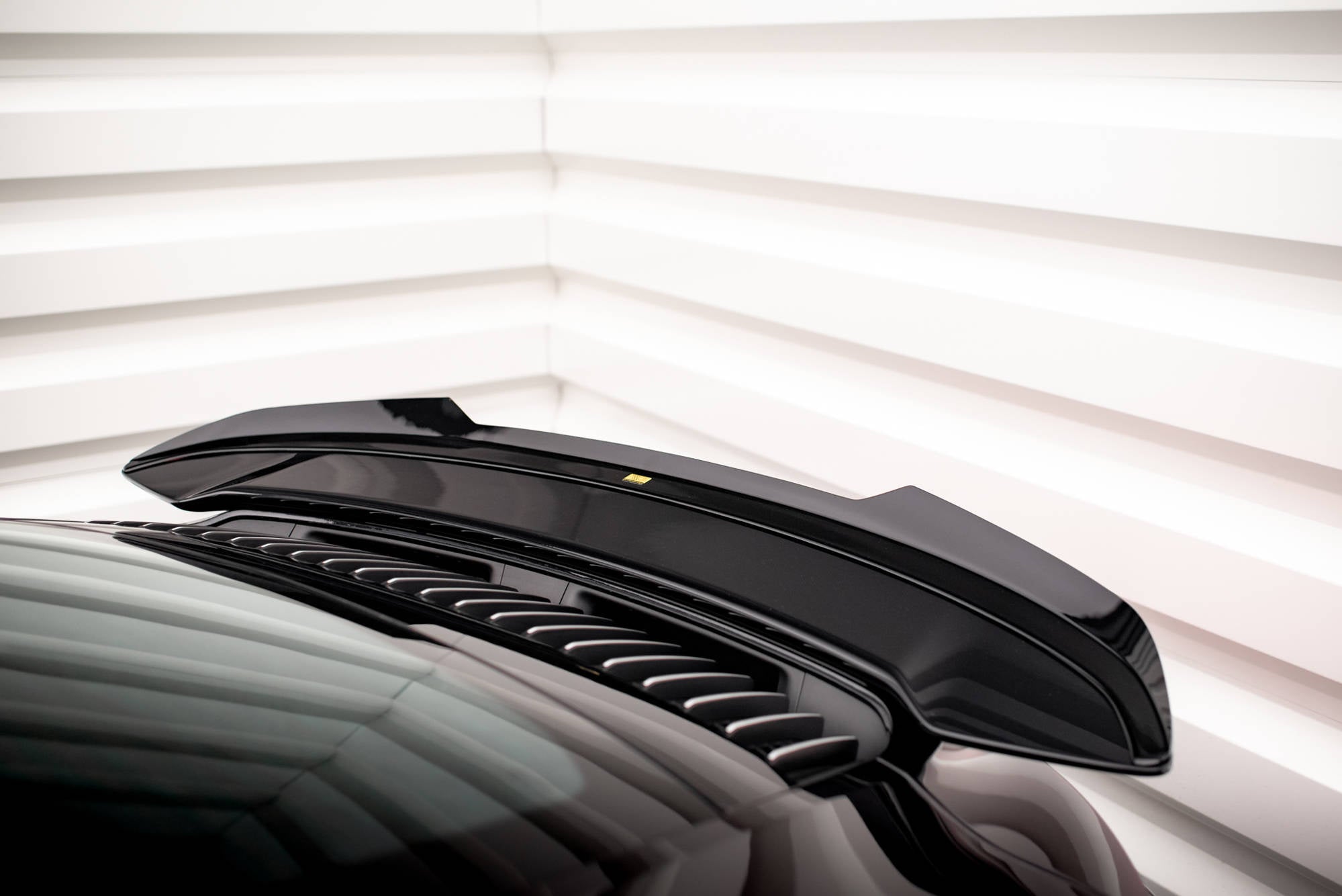 Eleron spoiler cap Porsche 911 Turbo S 992 2020- v3 - Maxton Design