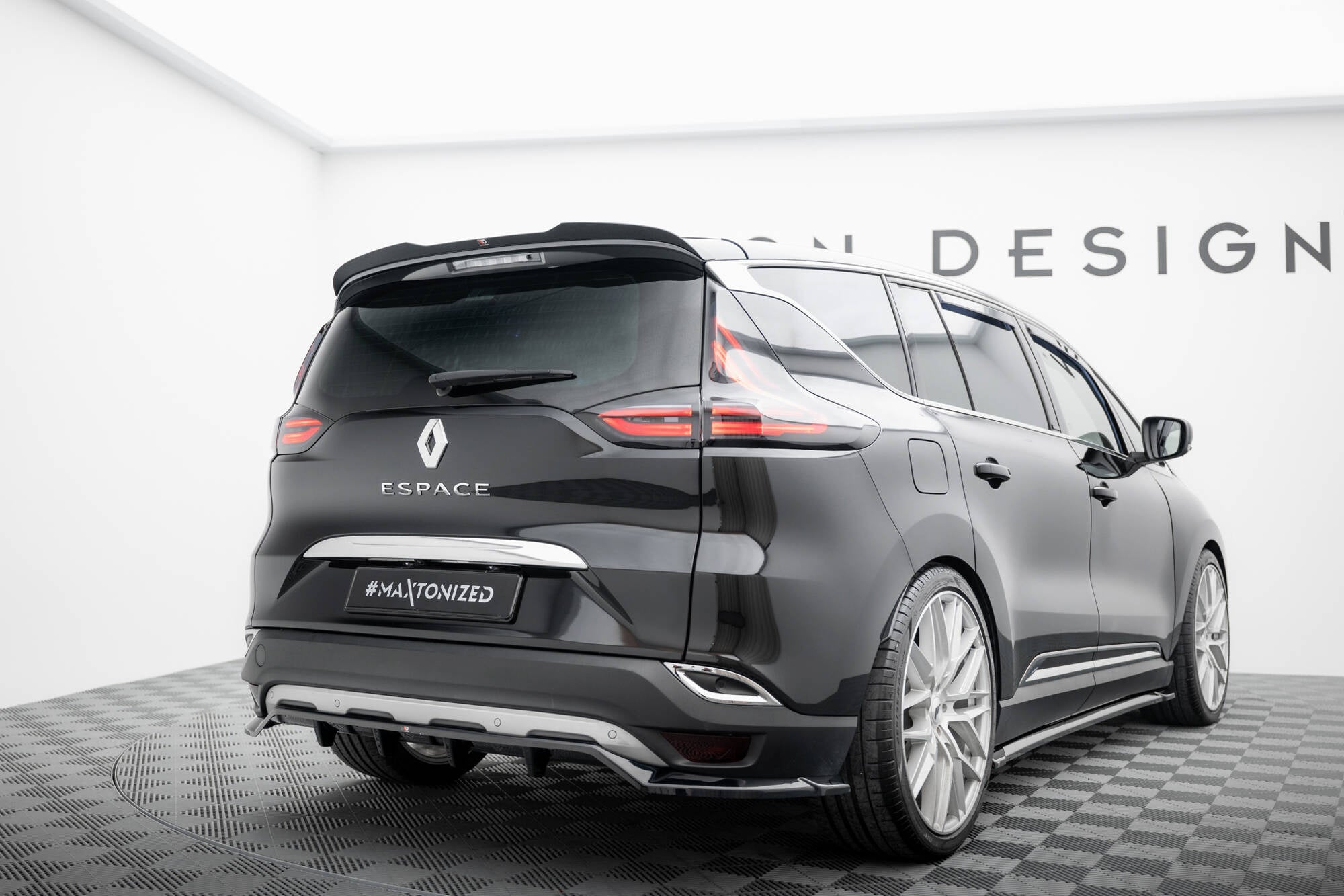 Eleron spoiler cap Renault Espace Mk5 Facelift 2019-2023 v1 - Maxton Design