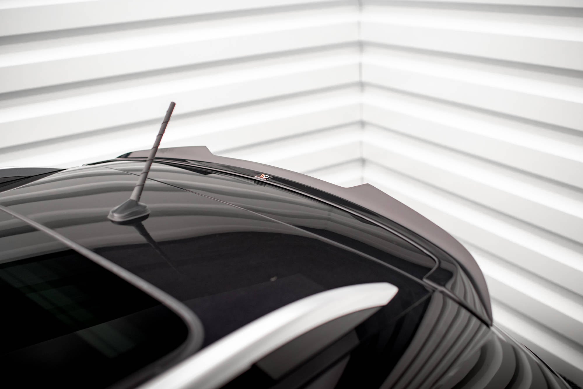 Eleron spoiler cap Seat Ateca Mk1 2016-2020 v1 - Maxton Design