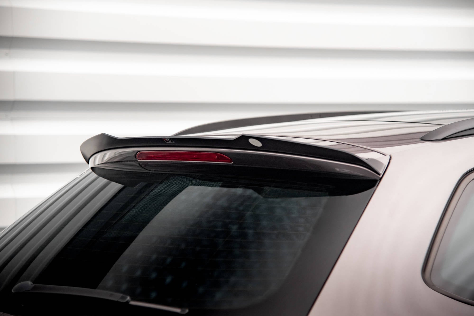 Eleron spoiler cap Seat Leon FR Sportstourer Mk3 2012-2016 v5 - Maxton Design