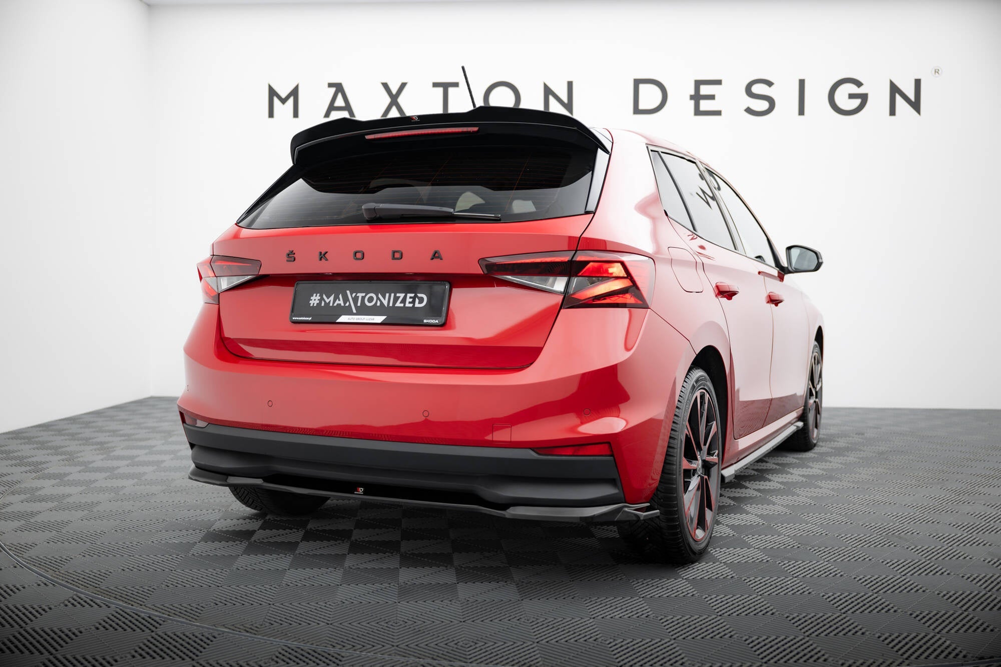 Eleron spoiler cap Skoda Fabia Mk4 2021- v4 - Maxton Design
