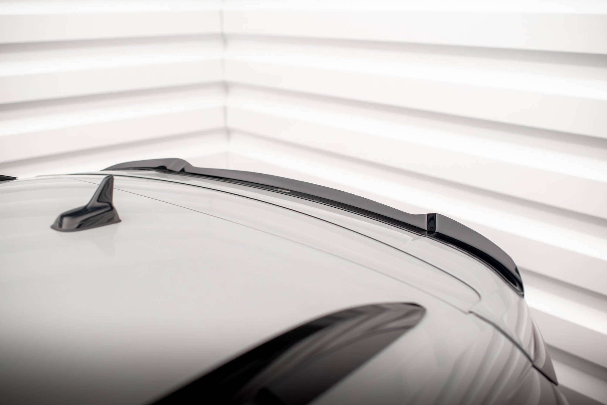 Eleron spoiler cap Skoda Karoq Sportline Mk1 Facelift 2021- v2 - Maxton Design