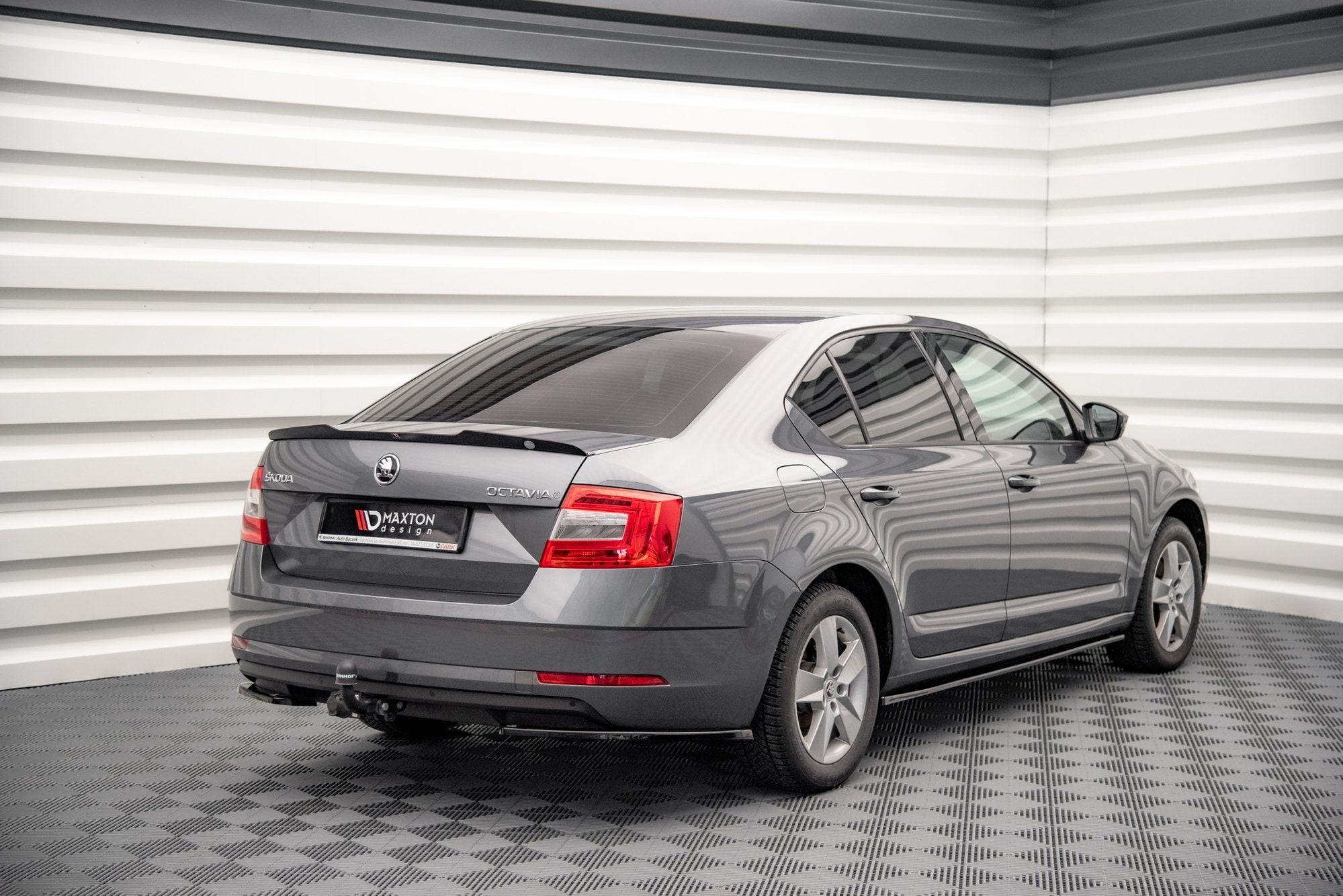 Eleron spoiler cap Skoda Octavia Mk3 Facelift 2016-2020 v4 - Maxton Design