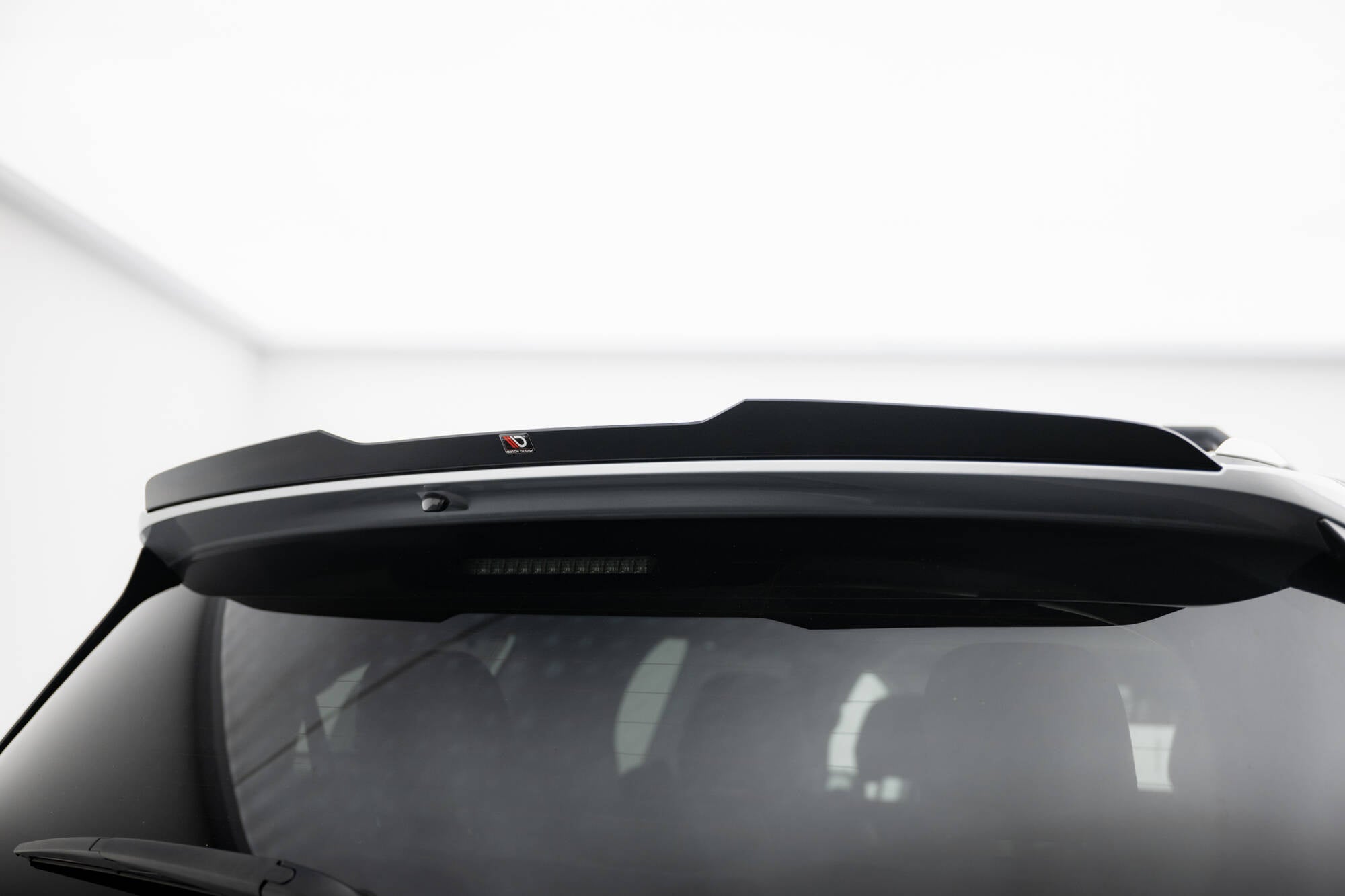 Eleron spoiler cap Toyota Sienna Mk4 2020- v1 - Maxton Design