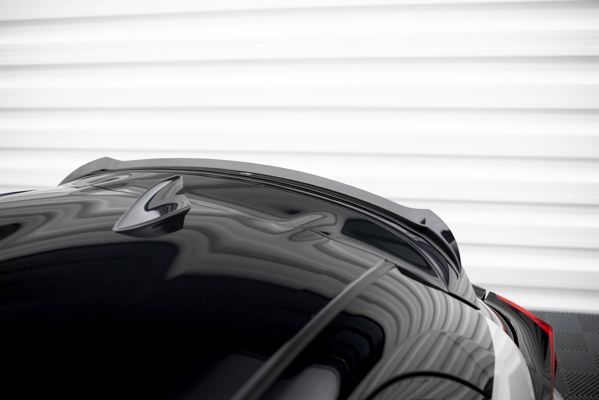 Eleron spoiler cap Toyota Yaris GR Sport Mk4 2021- v3 - Maxton Design