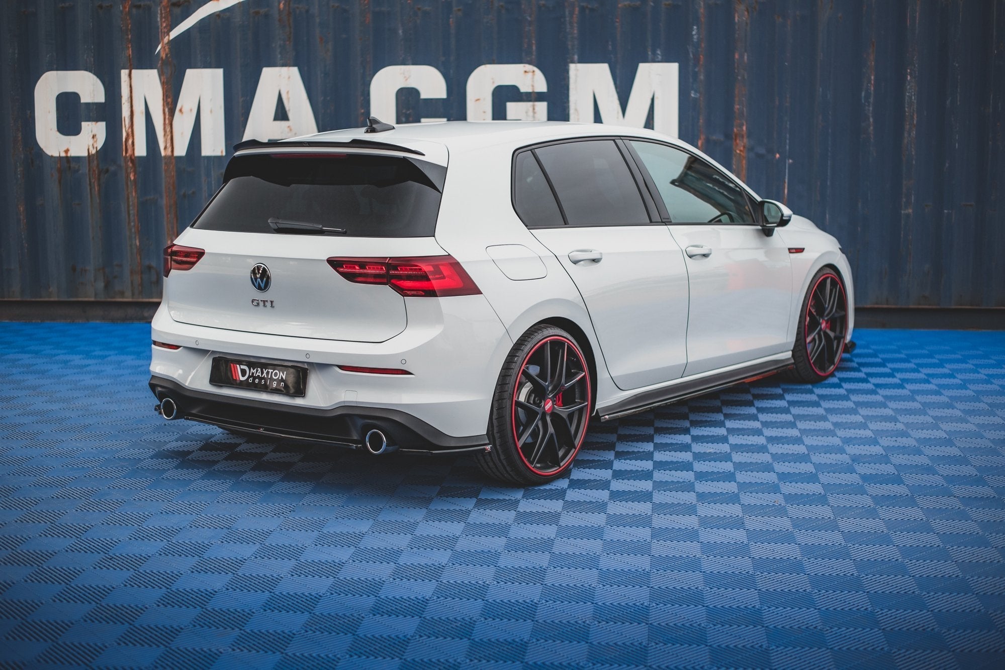 Eleron spoiler cap Volkswagen Golf 8 GTI 2020- v3 - Maxton Design