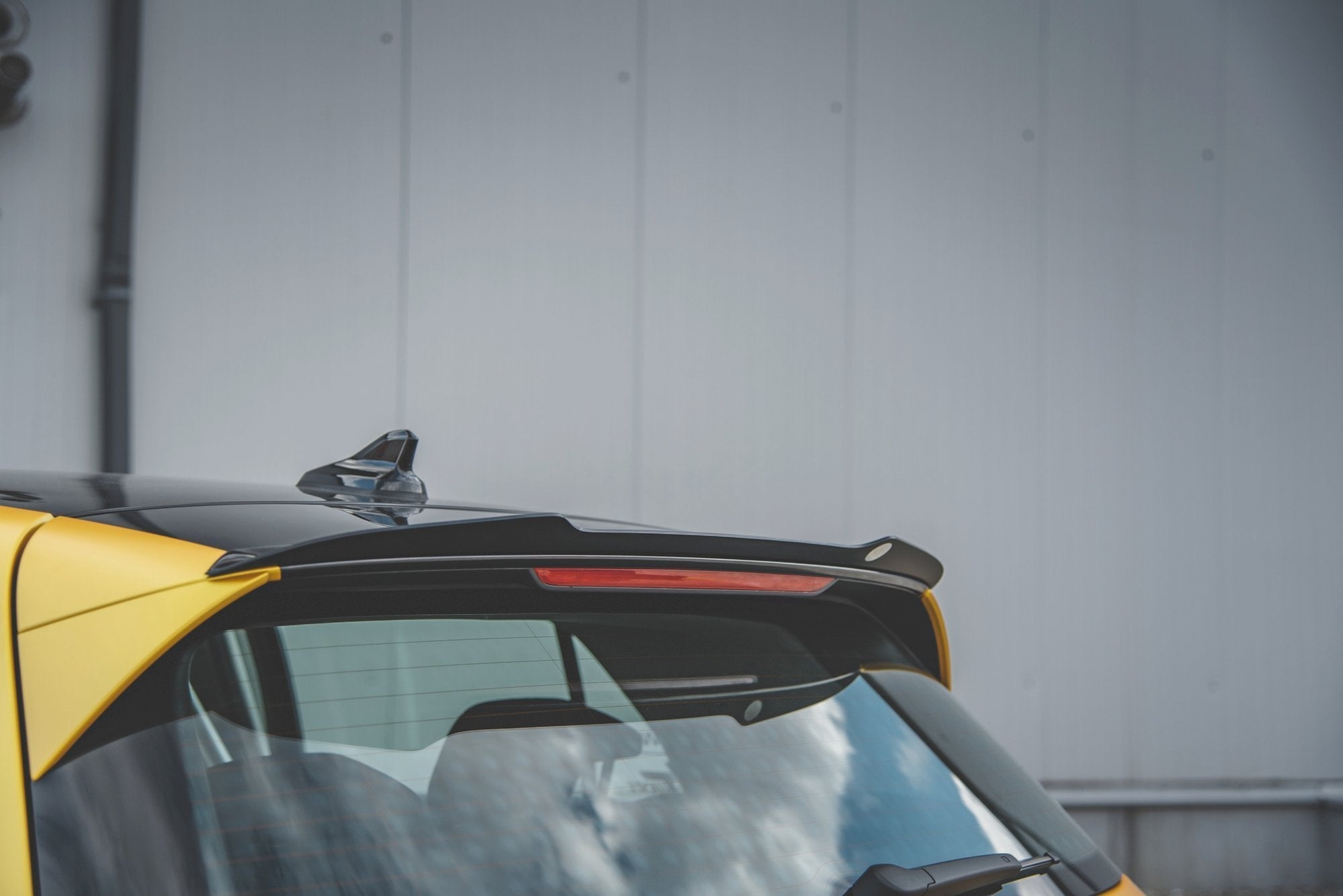 Eleron spoiler cap Volkswagen Golf 8 2019- v1 - Maxton Design