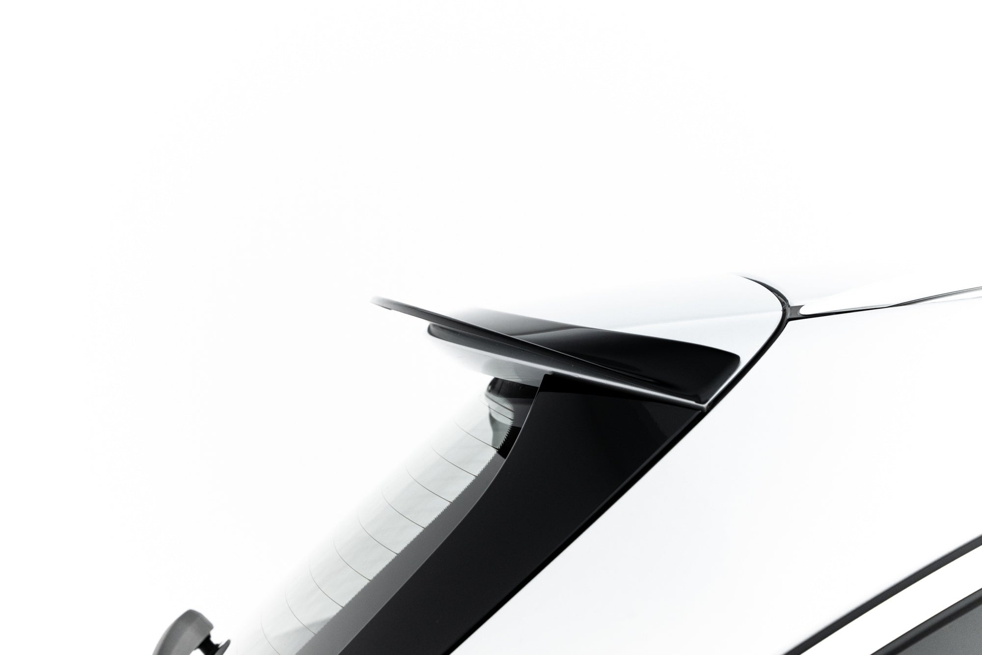 Eleron spoiler cap Mercedes E Class S123 E63 Amg Estate 2017- v3 - Maxton Design