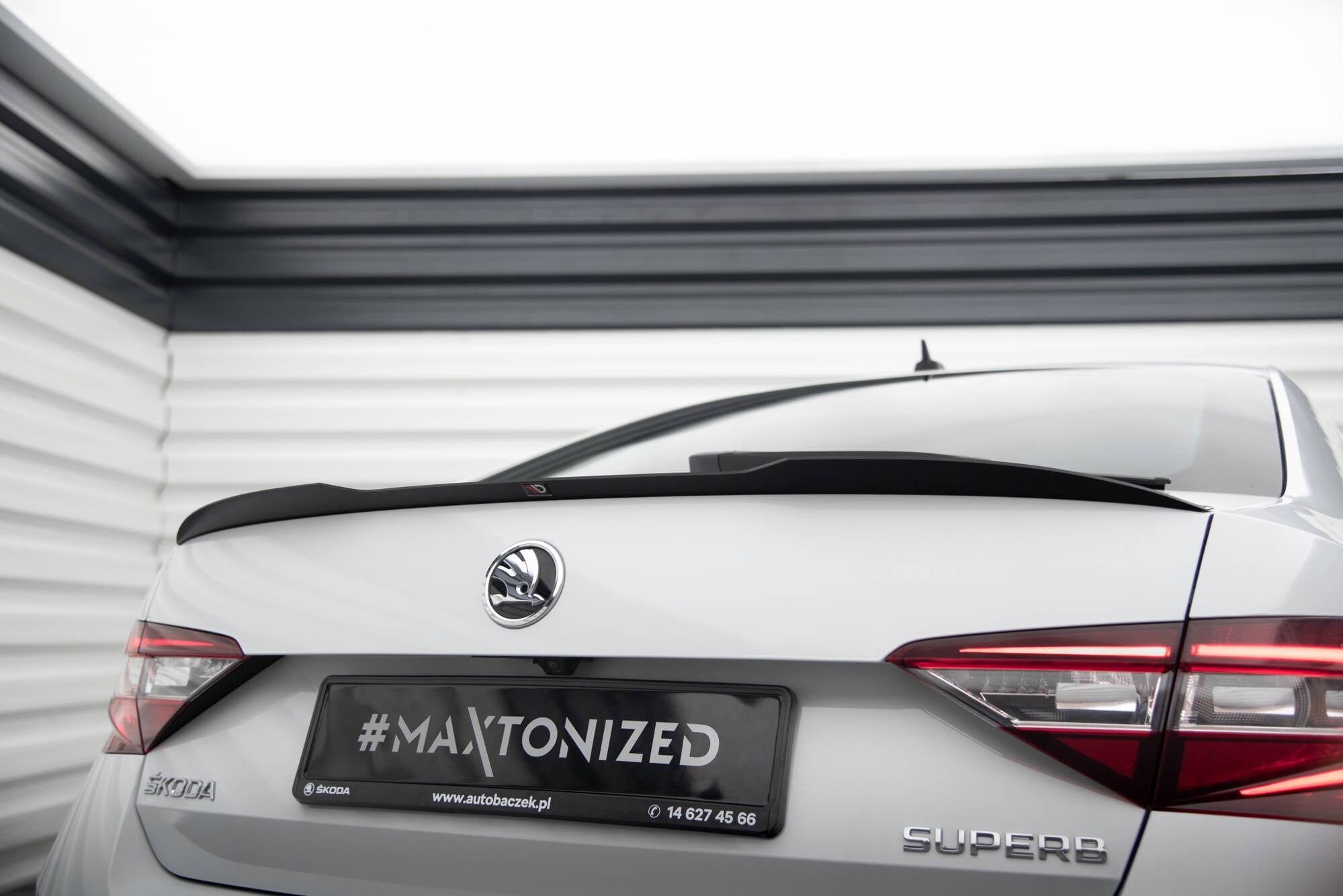 Eleron portbagaj Skoda Superb Mk3 Facelift 2019- v4 - Maxton Design